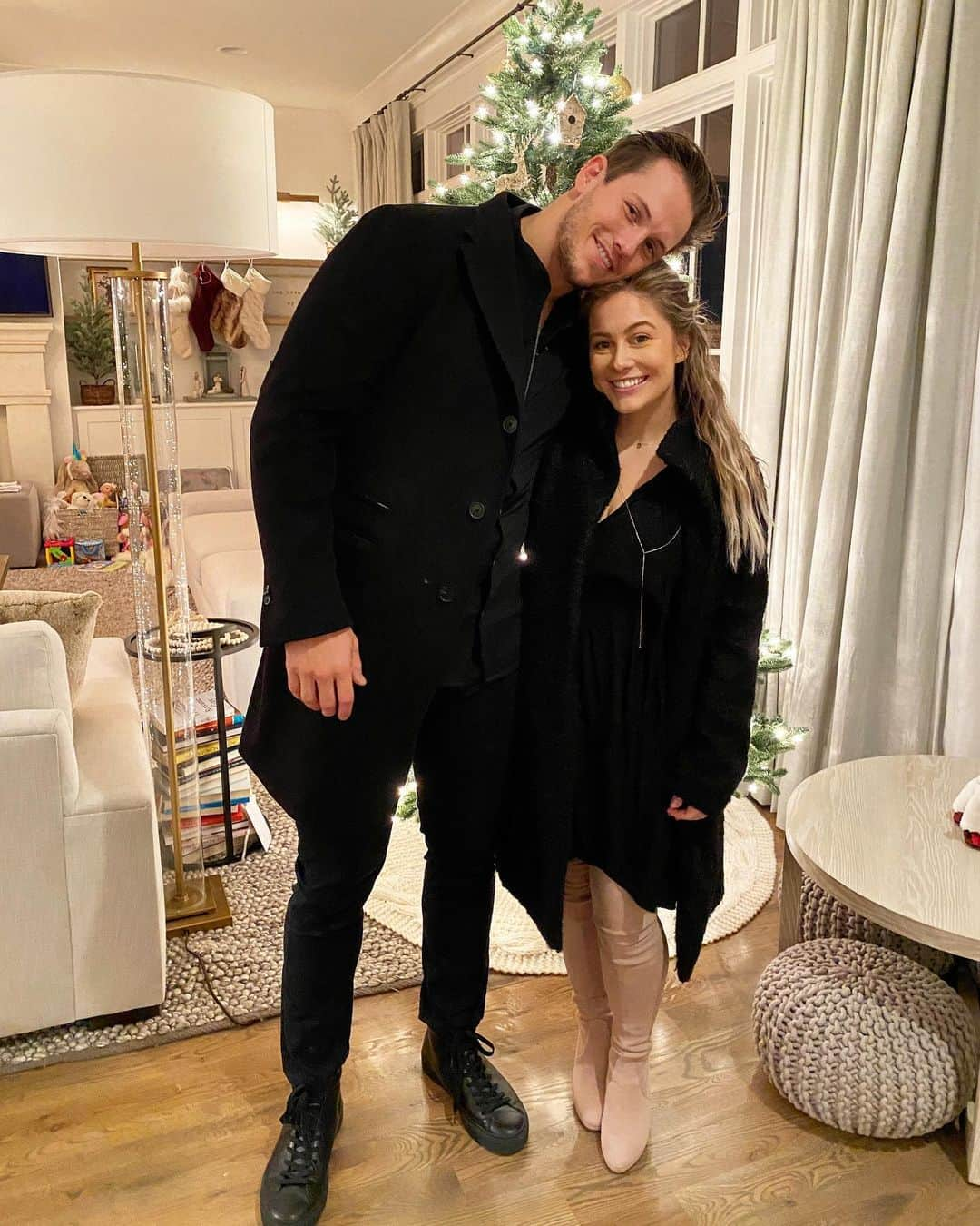 ショーン・ジョンソンさんのインスタグラム写真 - (ショーン・ジョンソンInstagram)「Hey cutie @andrewdeast I love you」11月23日 2時31分 - shawnjohnson