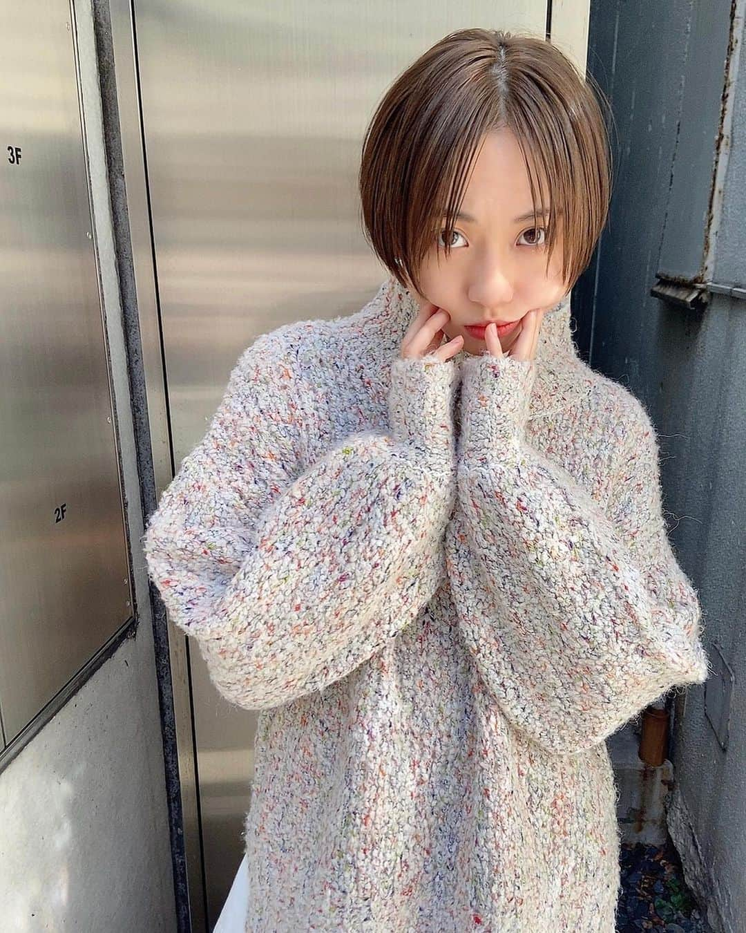 木﨑ゆりあさんのインスタグラム写真 - (木﨑ゆりあInstagram)「さ、さ、さっぱりしたよっ！！！！🥰🥰🥰  この前切ったばっかりなのに本当優しすぎる。らぶです。 @cyorobinthkey 💓  楽すぎてこの髪型抜け出せない説。」11月23日 13時04分 - yuria_kizaki211