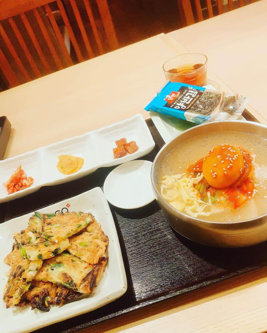 春花きららさんのインスタグラム写真 - (春花きららInstagram)「どうしてもお腹が韓国料理を欲していて ちょっとそこまで。  ちぇごや」11月23日 13時30分 - maiko_kirara