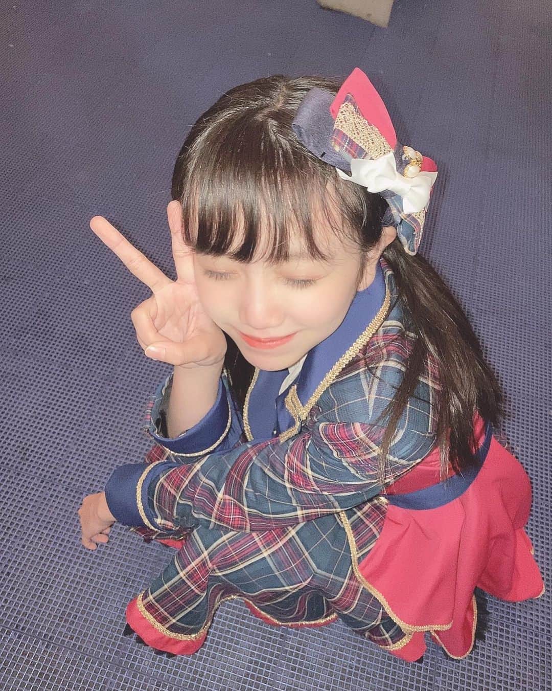 村田万葉のインスタグラム：「👧🏻🤍 ・ ・ ・ ・ #ツインテールの日 #ツインテール #ついんてーる #アイドル #あいどる #dela #村田万葉」