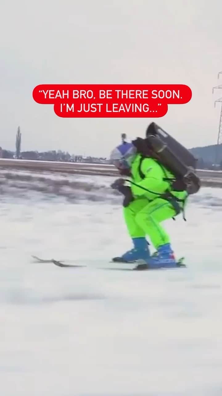 レッドブルのインスタグラム：「how we all be commuting in 2035 🤩🚀 w/ @filipflisar  #redbull #givesyouwings #ski #jetpack #skiing #snow」