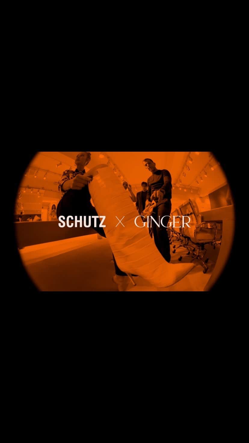Schutzのインスタグラム：「A APROVAÇÃO #SCHUTZXGINGER   ENQUANTO O DESENVOLVIMENTO DA COLEÇÃO DE ROUPAS ESTÁ ACONTECENDO, VEM COM A GENTE ACOMPANHAR O PROCESSO DE APROVAÇÃO DA COLEÇÃO DE BOLSAS E CALÇADOS DA COLLAB SCHUTZ E  @SHOPGINGER. #SCHUTZXGINGER   @marinaruybarbosa  @alebirman  @shopginger」