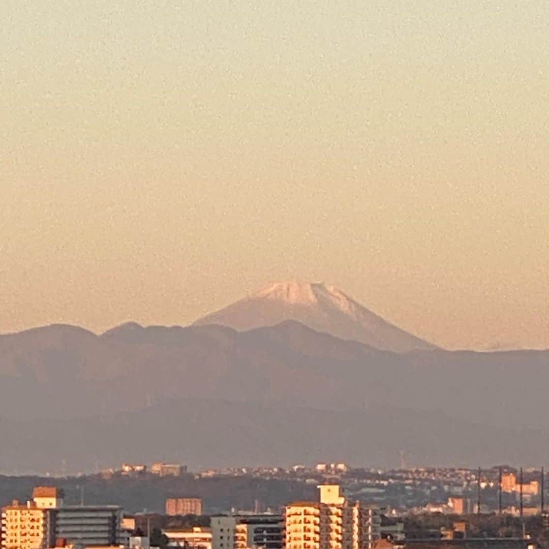 安倍宏行さんのインスタグラム写真 - (安倍宏行Instagram)「#今日の富士山」11月23日 6時44分 - higeabe