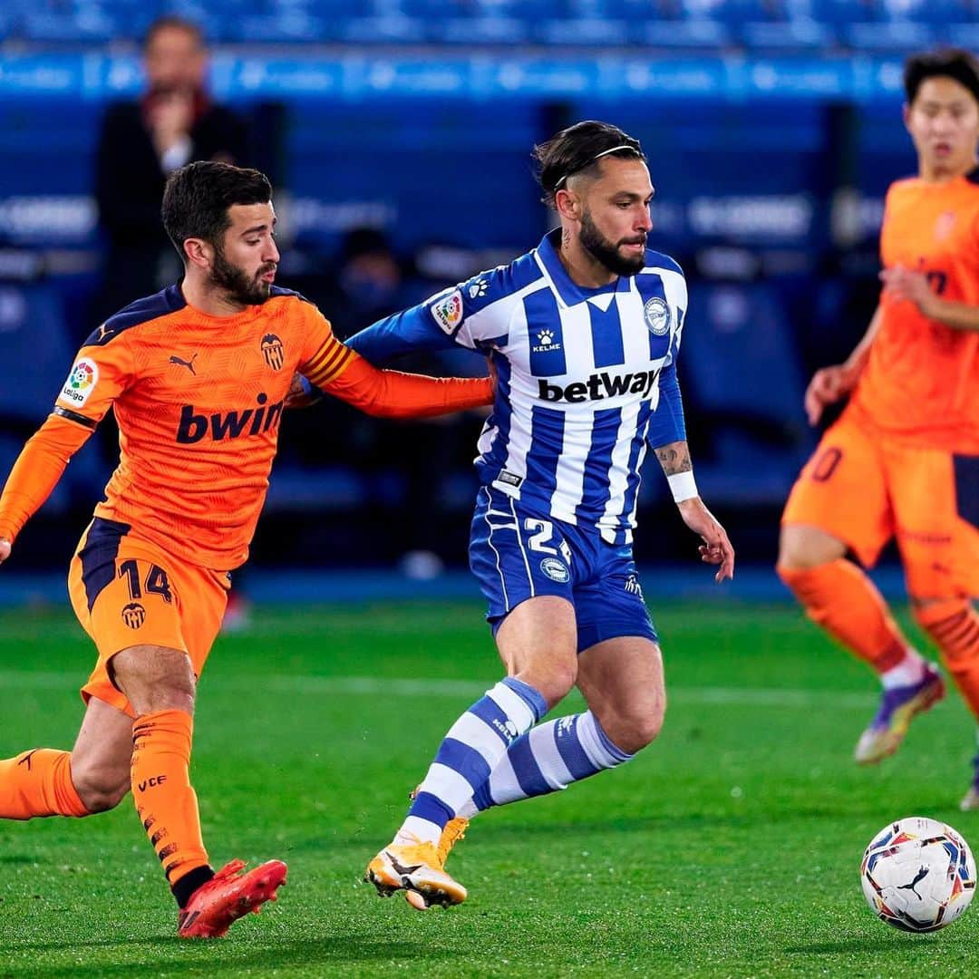 ホタのインスタグラム：「Punto que sabe a poco pero toca pensar ya en lo que viene 🔵⚪️ #goazenglorioso」