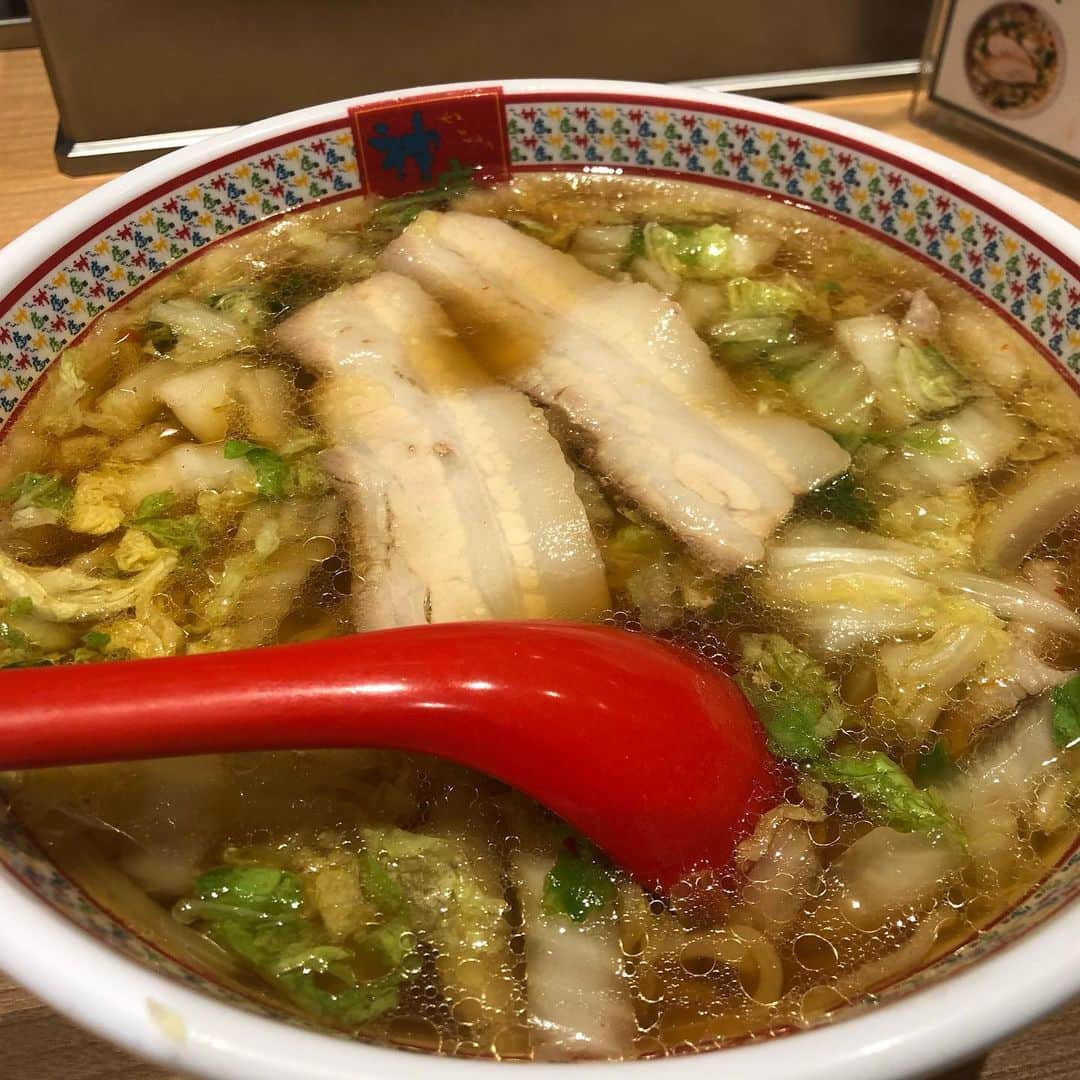 小石田純一さんのインスタグラム写真 - (小石田純一Instagram)「久々に神座でボーノ。  #ラーメン #神座 #おいしいラーメン #ボーノ #美味しい」11月23日 9時55分 - koishida.trendy