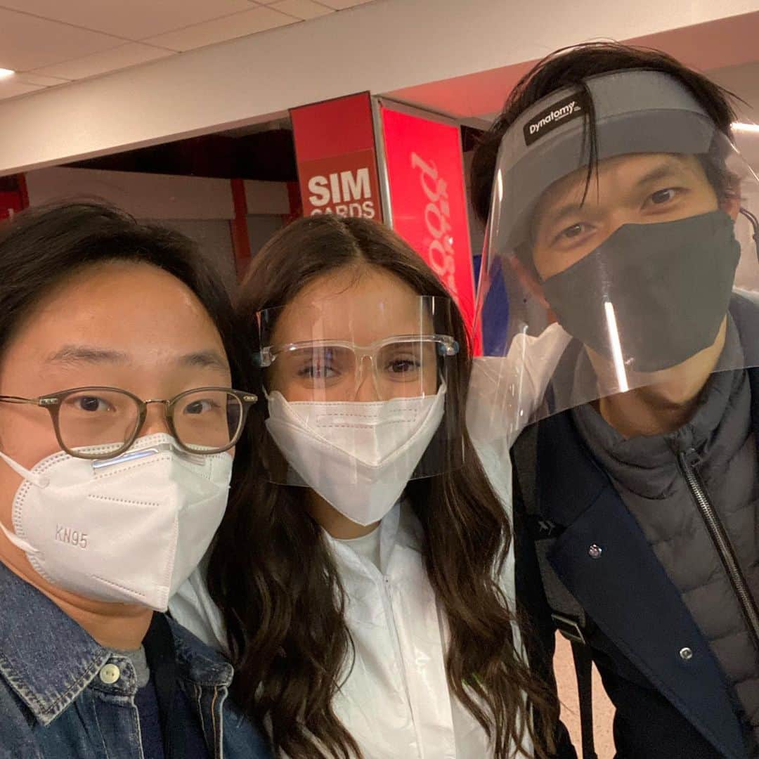 ハリー・シャム・ジュニアのインスタグラム：「Like @funnyasiandude said...we made a movie during the pandemic and made it out safely. All the great work @itsmaryveee and the team did to keep us all safe and finish production without a hitch.  Back home!!! #lovehard」