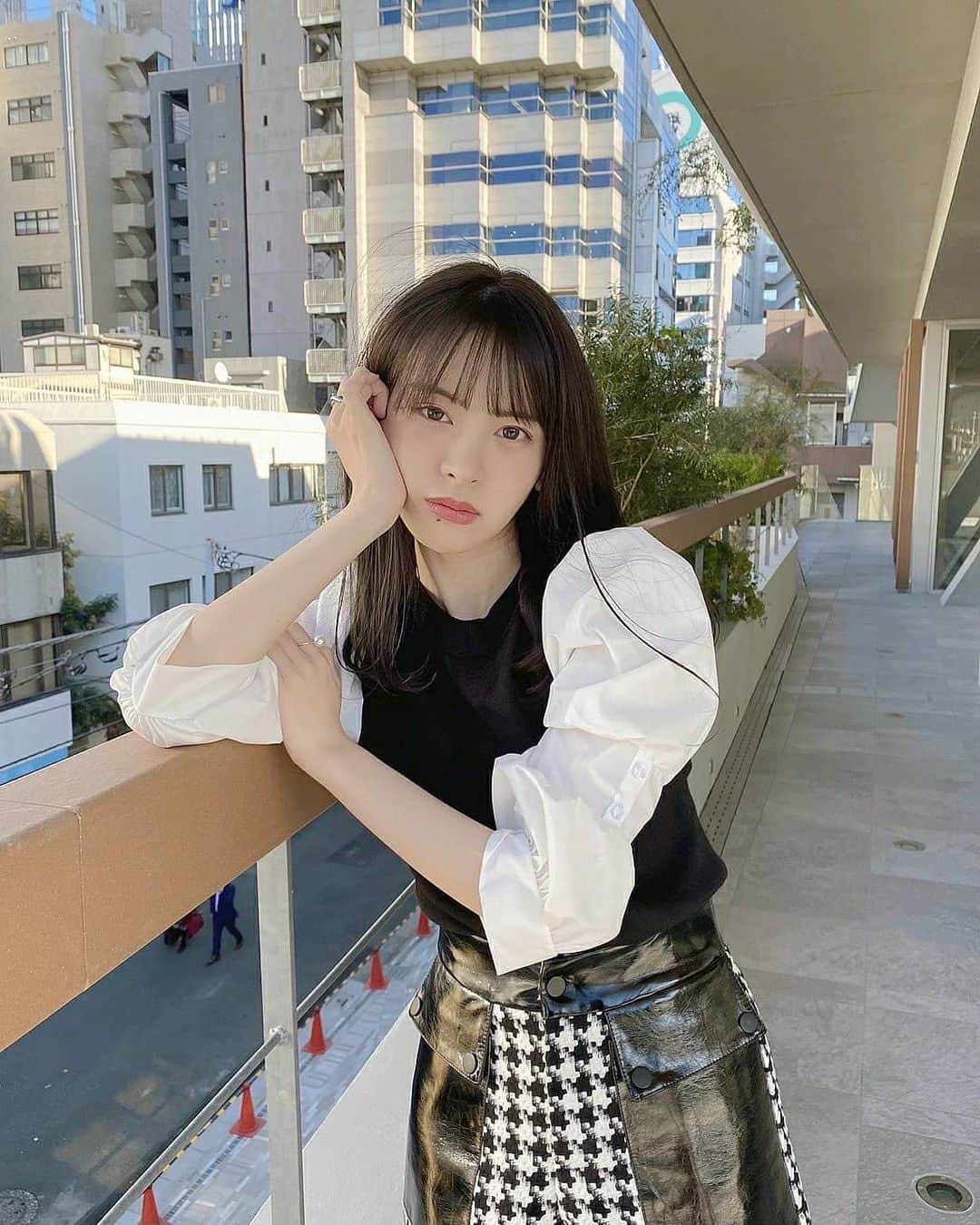 渡辺一正さんのインスタグラム写真 - (渡辺一正Instagram)「ぷつっとバングは引き続き人気だよ🐇ぱっつんより甘く、くるっとより辛く🍰🔥まりちゃん色も気に入ってくれてよかった♪いつもありがとう！！ #ぷつっとバング」11月23日 10時51分 - press.nabe