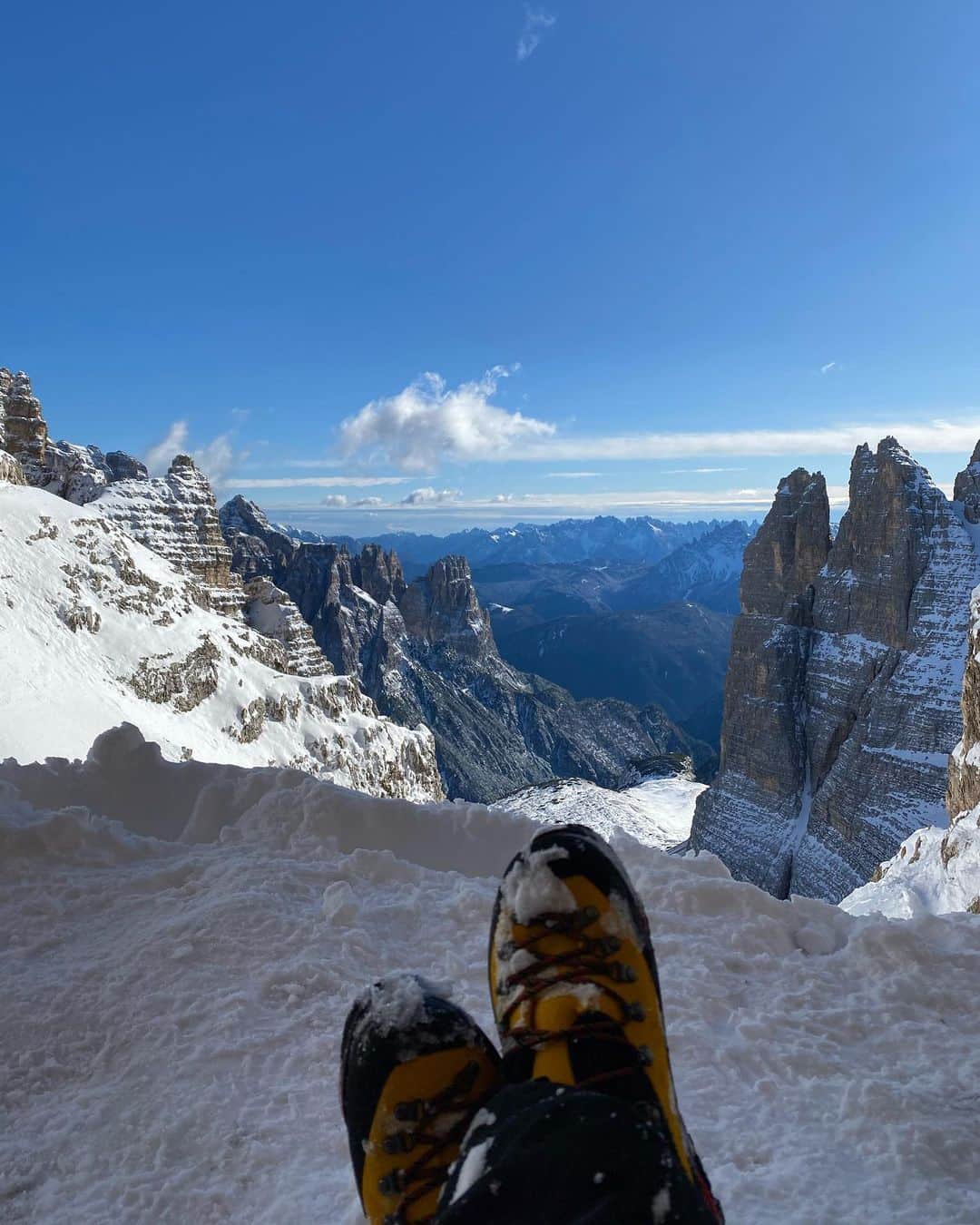 ジーナ・カラーノのインスタグラム：「Dolomites.」