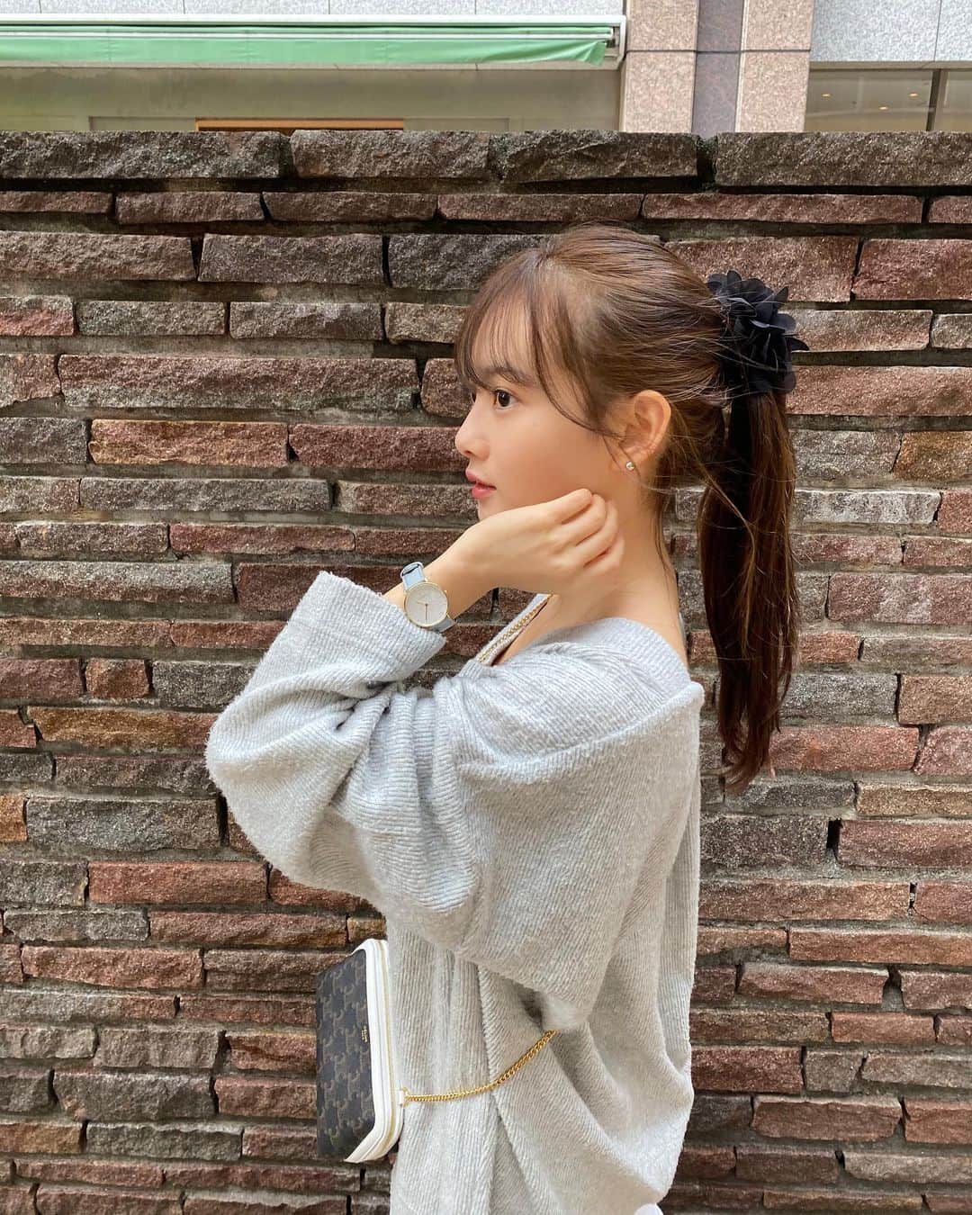 青山舞莉のインスタグラム：「いま一番お気に入りの時計　@nordgreenofficial_japan  ミーのコード milez35 で35%OFF🤍🥺　  Nordgreen コペンハーゲン発の世界一のサステナブルブランドを目指している時計ブランド🕰 Nordgreen is a brand from Copenhagen aspired to become the worlds most sustainable watch brand.   腕時計をご購入いただくと、📝教育 / 🩺健康・衛生 / 🌱環境　3つの慈善活動のうち1つを選んで寄付に参加できるとても素敵なブランドさん🤍 When you buy a watch, you are able to choose to donate to one of the three charities in the category of education, health, and environment.   もし少しでも興味があったらこちらのコード milez35 35%OFF🤍 時計をプレゼントしたいなとお考えでしたらこういったサステナブルなブランドも良いと思います🌱 If you are interested please use my code milez35 for a 35% off discount.   @nordgreenofficial @nordgreenofficial_japan #nordgreen #ノードグリーン」