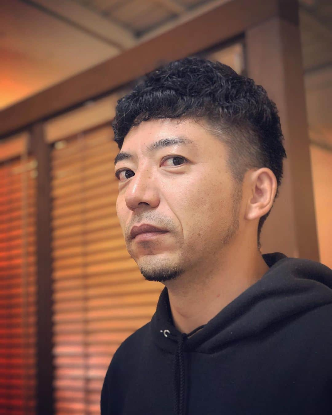 杉本知香さんのインスタグラム写真 - (杉本知香Instagram)「先日の、千鳥のクセがすごいグランプリでの 今日はハッピーデイ〜素敵な一本糞〜 めちゃくちゃおもろかった🤣😂🤣 前髪アレンジで全く印象かわってかっこいい😆  #中目黒美容室 #千鳥のクセがスゴいネタgp  #ニセ綾部#綾部祐二 #どぶろっく森 #どぶろっく  #大きなイチモツ #イチモツ音頭 #やらかしちまった  #もしかしてだけど #今日はハッピーデイ素敵な一本糞」11月23日 11時14分 - sugimotoc