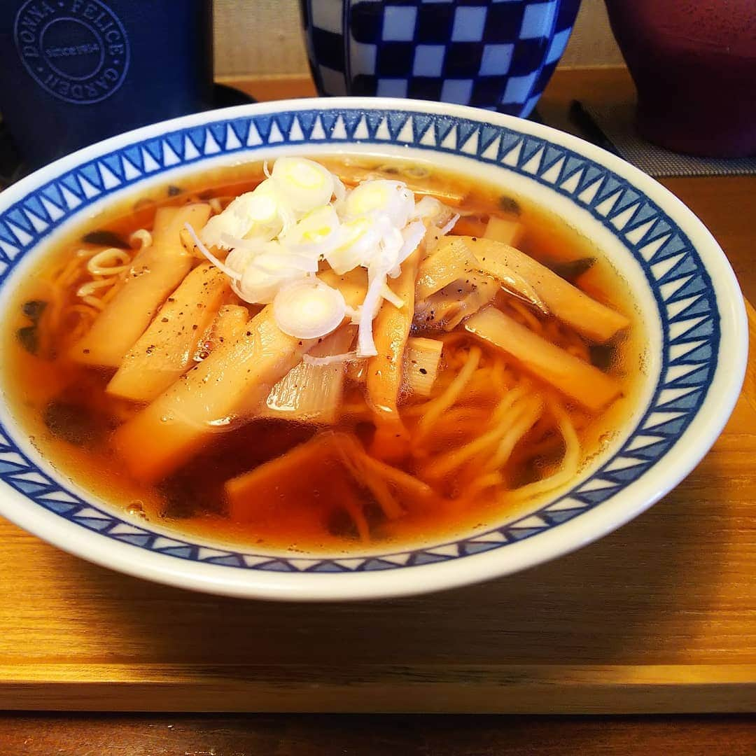 みながわゆみさんのインスタグラム写真 - (みながわゆみInstagram)「#ラーメン #ラーメン大好き #メンマ #メンマラーメン #ネギ #おいしい #シンプルラーメン」11月23日 12時22分 - nama.09.19