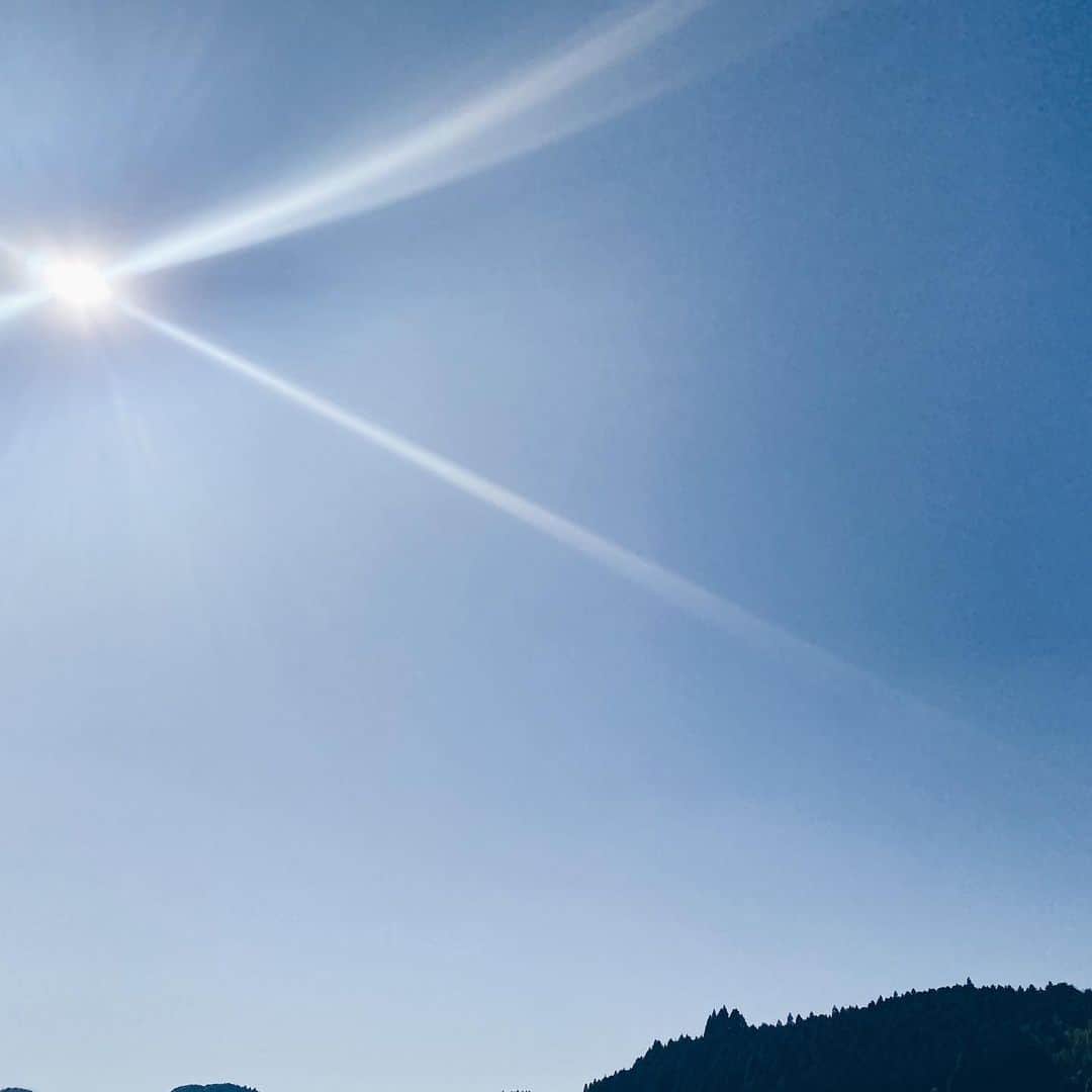 鎌田大祐（かまだだいすけ）さんのインスタグラム写真 - (鎌田大祐（かまだだいすけ）Instagram)「いい空🌤 . . #空 #sky #鎌田大祐」11月23日 12時25分 - daisukekamada_official