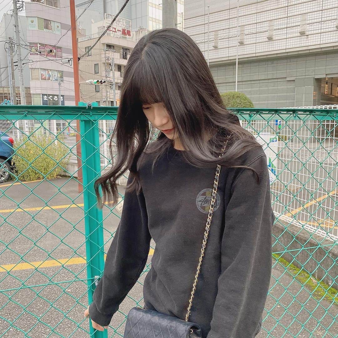 杉山緋那のインスタグラム：「#stussy #chanel 🗝」