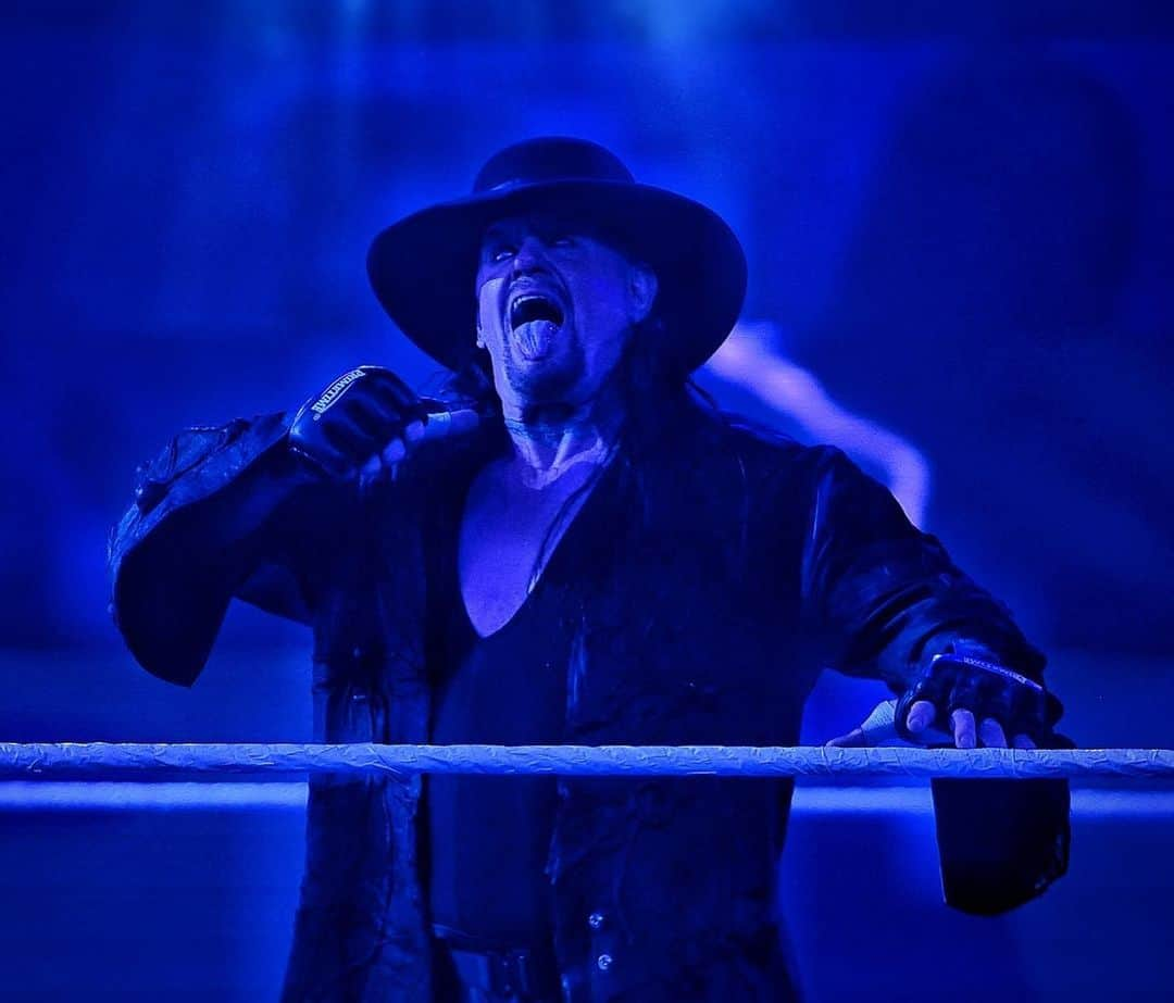 WWEさんのインスタグラム写真 - (WWEInstagram)「#ThankYouTaker」11月23日 12時35分 - wwe