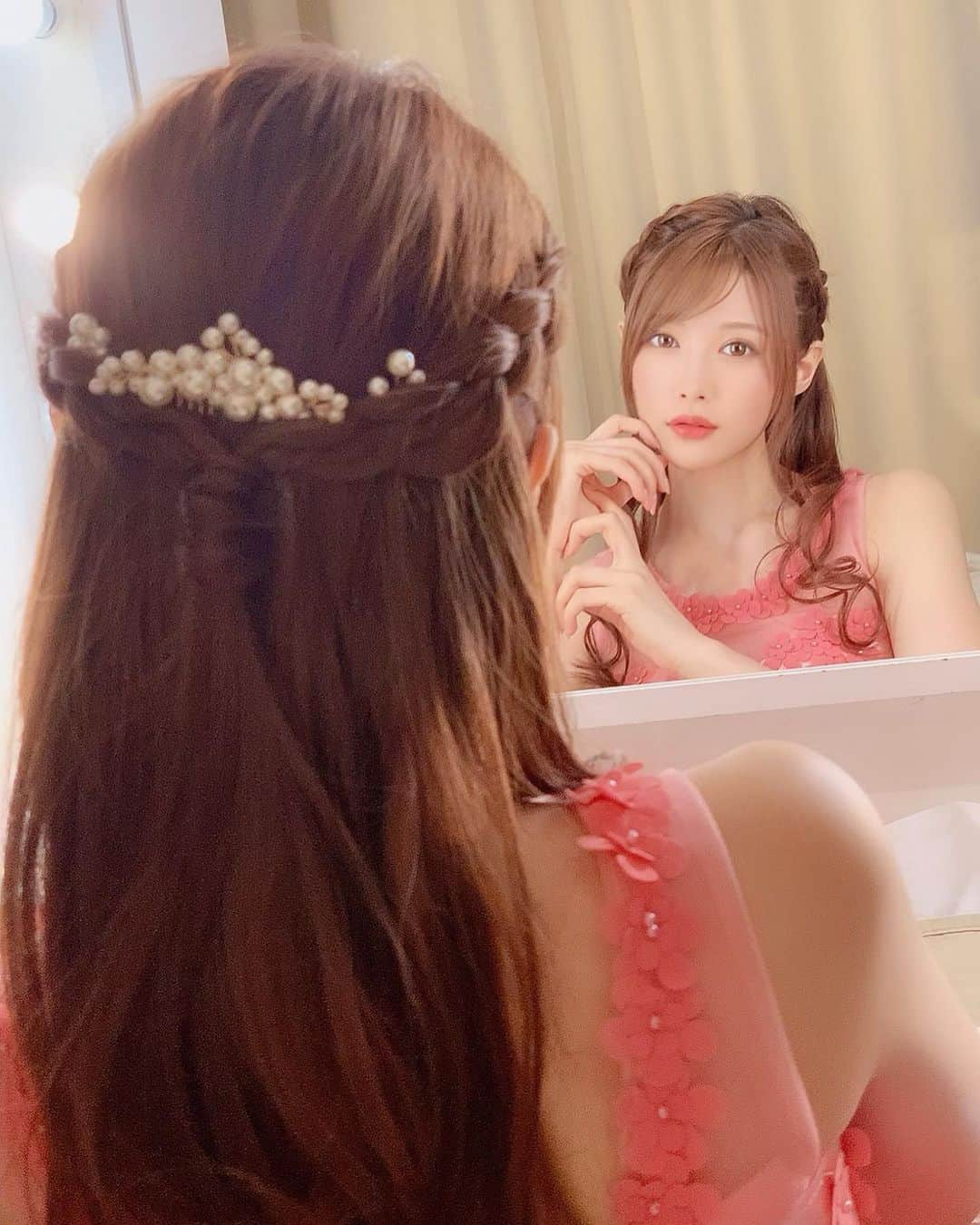 相沢みなみさんのインスタグラム写真 - (相沢みなみInstagram)「✨🌹👑🌹✨ . #相沢みなみ  #撮影」11月23日 12時40分 - epoint2016