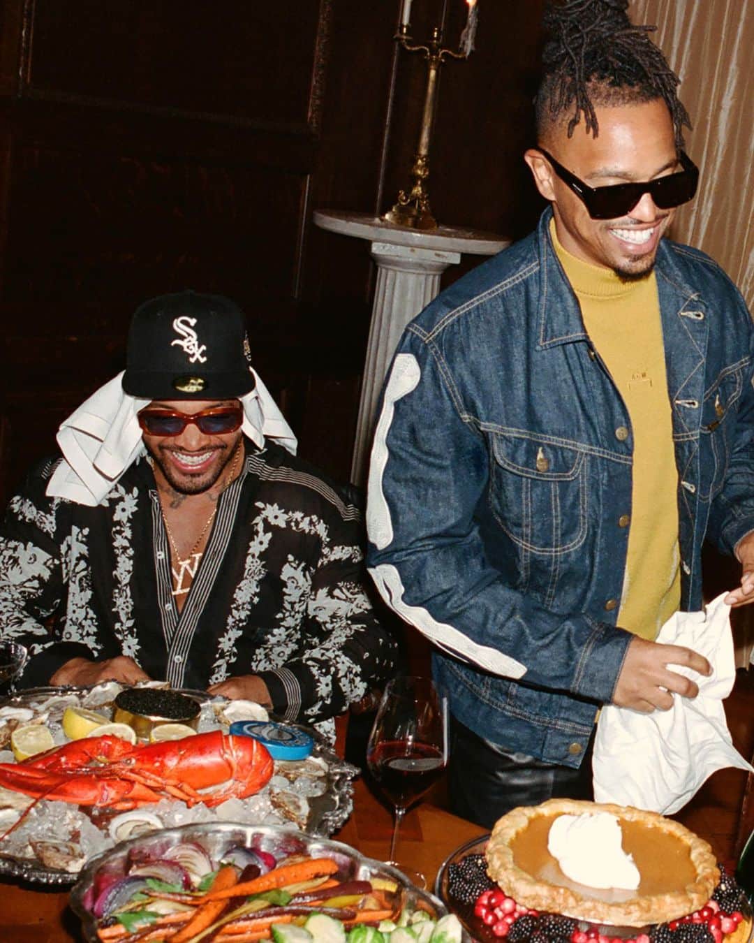MR PORTERのインスタグラム：「Feeding the neighbourhood, building a community, changing the conversation – in 2020, the coolest chefs in the world went further than most. Meet the men behind @ghettogastro in this week’s MR PORTER Journal.」