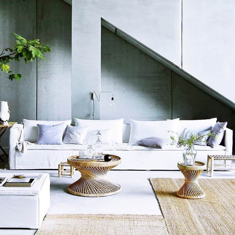 のインスタグラム：「Mixing bohemian with modern minimalistic. . . . #furniture #apartmenttherapy #woodstool rattanfurniture #myinterior #bohostyle #woodfurniture #bohohome #bohodecor #stool #modernfarmhouse #morninglight #interior4all #americanstyle #woodenhouse #interior123 #interior4inspo #interior_delux #interiordesign #wood #stylraven #mynordicroom #farmhousestyle」