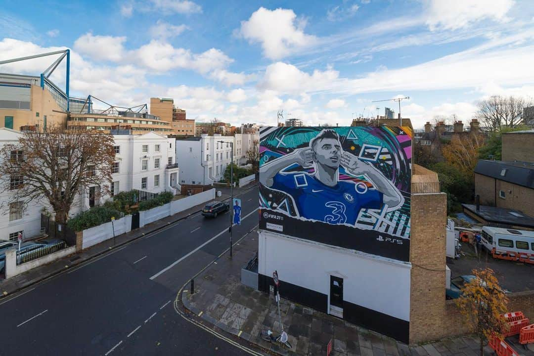 チェルシーFCさんのインスタグラム写真 - (チェルシーFCInstagram)「@masonmount10 outside Stamford Bridge for @easportsfifa! 🔥  #FIFA21 #FeelNextLevel #CFC #Chelsea」11月23日 23時05分 - chelseafc