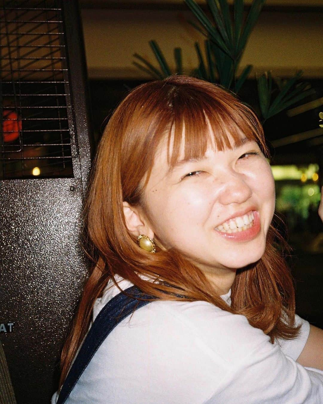 佐々木莉佳子さんのインスタグラム写真 - (佐々木莉佳子Instagram)「・  23歳﻿ ﻿ たけさんhappy birthday🎗﻿ ﻿ 我らがリーダーたけさんが23歳になったぞ〜！﻿ ﻿ 昔から変わらない優しさを持ち﻿ その広い心でどんな私達も受け止めてくれる﻿ たけさんにはいつもいつも沢山助けていただいてばかり。﻿ ﻿ 心から、ありがとうございます🥰﻿ ﻿ たけさんの笑顔がだいすきなので﻿ 今日も沢山笑って過ごせていたら﻿ わたしも嬉しいです🔅﻿ ﻿ 23歳謳歌してください！﻿ ﻿ そしてこれからもよろしくお願いします☺︎﻿ ﻿ BIG LOVE﻿ ﻿ （最後の動画は寝てるたけさんの可愛い寝顔の隣でいちごサンドを食すわたし😂）﻿ ﻿ #helloproject#アンジュルム#竹内朱莉　さん」11月23日 23時15分 - rikako_sasaki.official