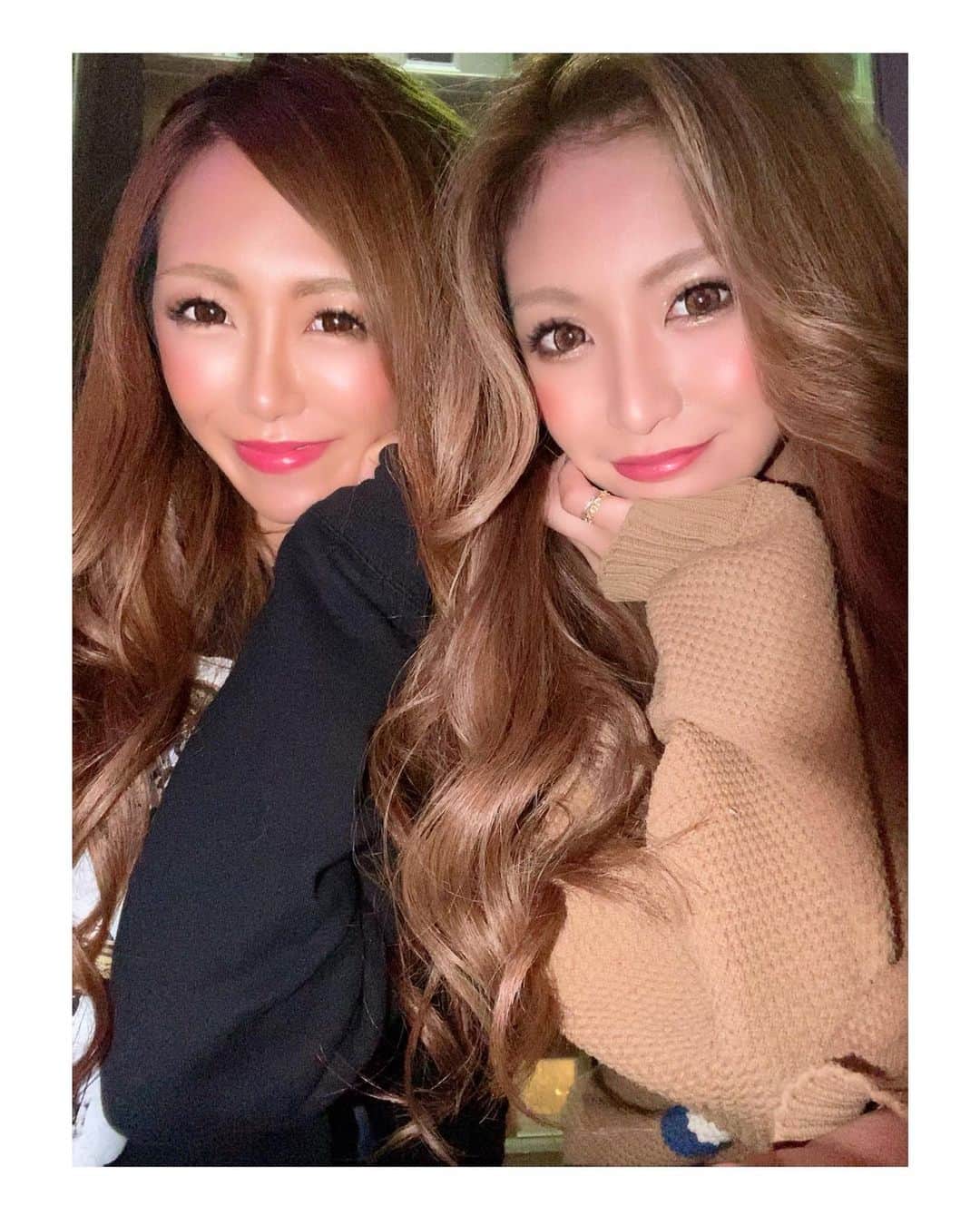 藤咲美由さんのインスタグラム写真 - (藤咲美由Instagram)「のあと👯‍♀️🤍🤍🤍」11月23日 23時21分 - 27_miyu_27