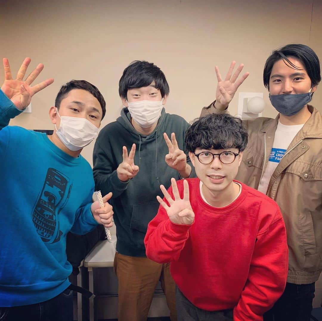 なかがわりょうのインスタグラム：「同期が4人揃いました！！！！！」