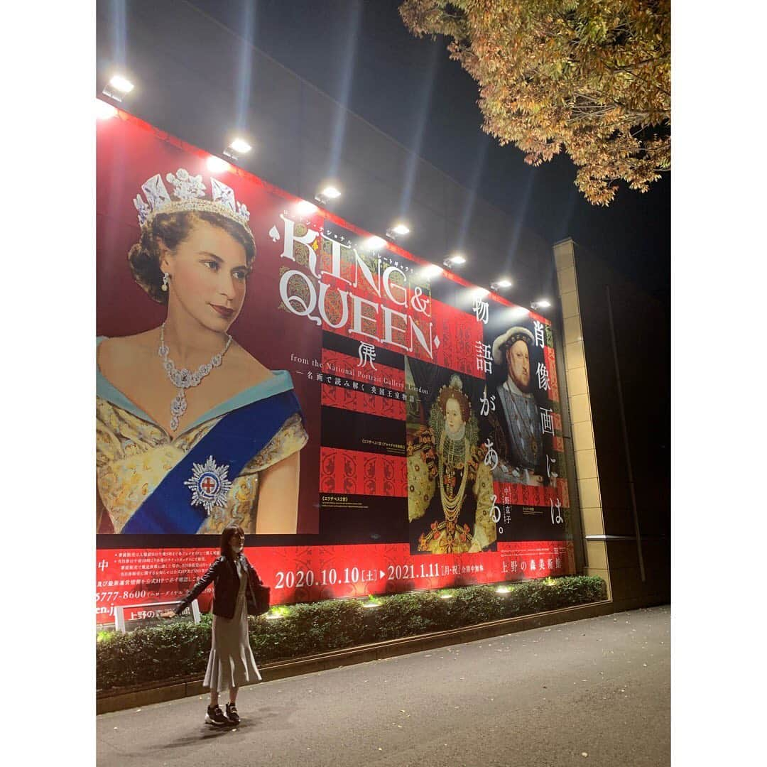 井上清華さんのインスタグラム写真 - (井上清華Instagram)「少し前ですが、 #KING&QUEEN展 へ！  半年程前からずっと楽しみにしていたんです。 肖像画で見ていく長い歴史は、厳かで華やかで、 王室好きとしては、至福の空間でした🥺  しばらくはイギリスドラマ漬け🇬🇧」11月23日 16時26分 - seika_inoue