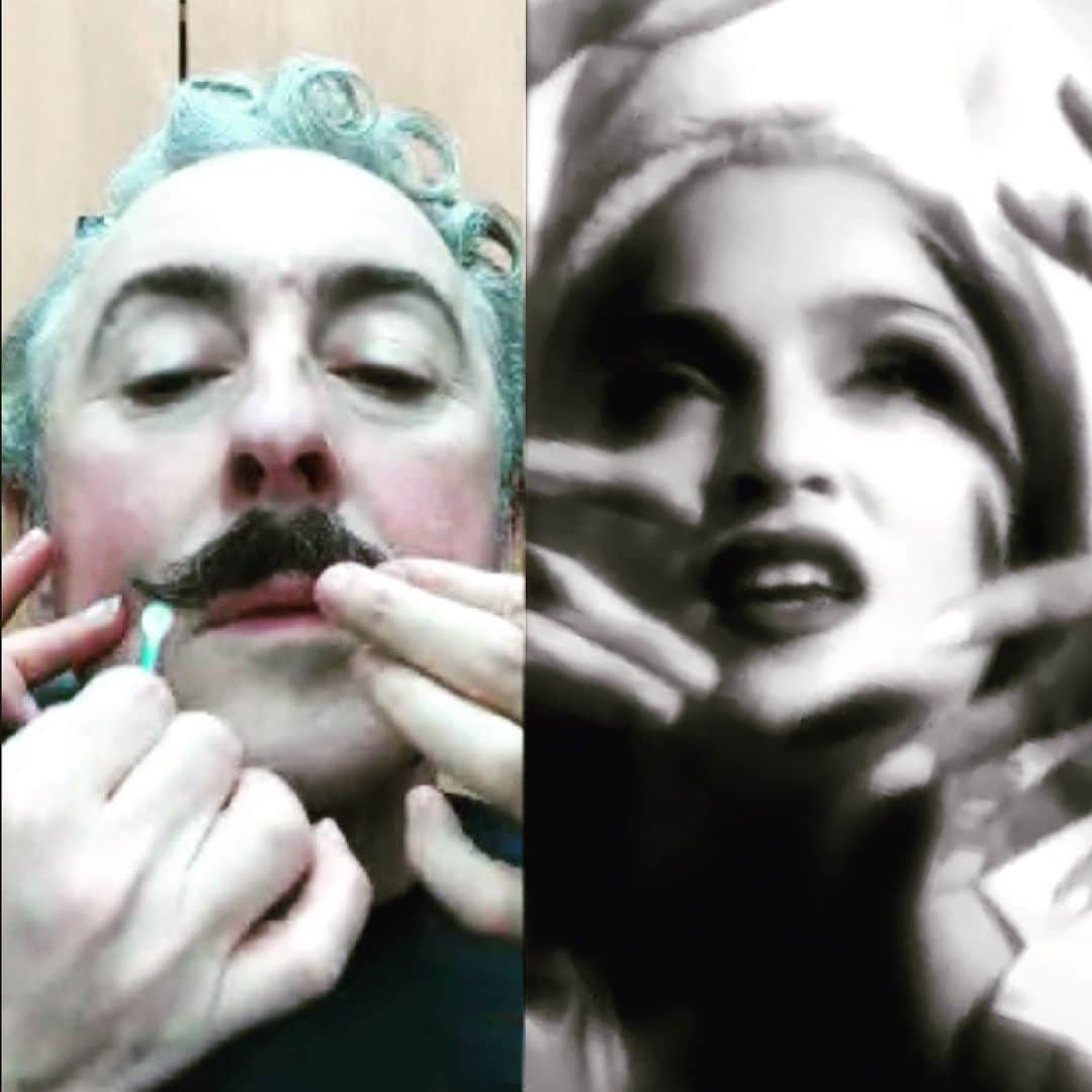 アラン・カミングさんのインスタグラム写真 - (アラン・カミングInstagram)「Me and @madonna have so much in common」11月23日 16時31分 - alancummingreally