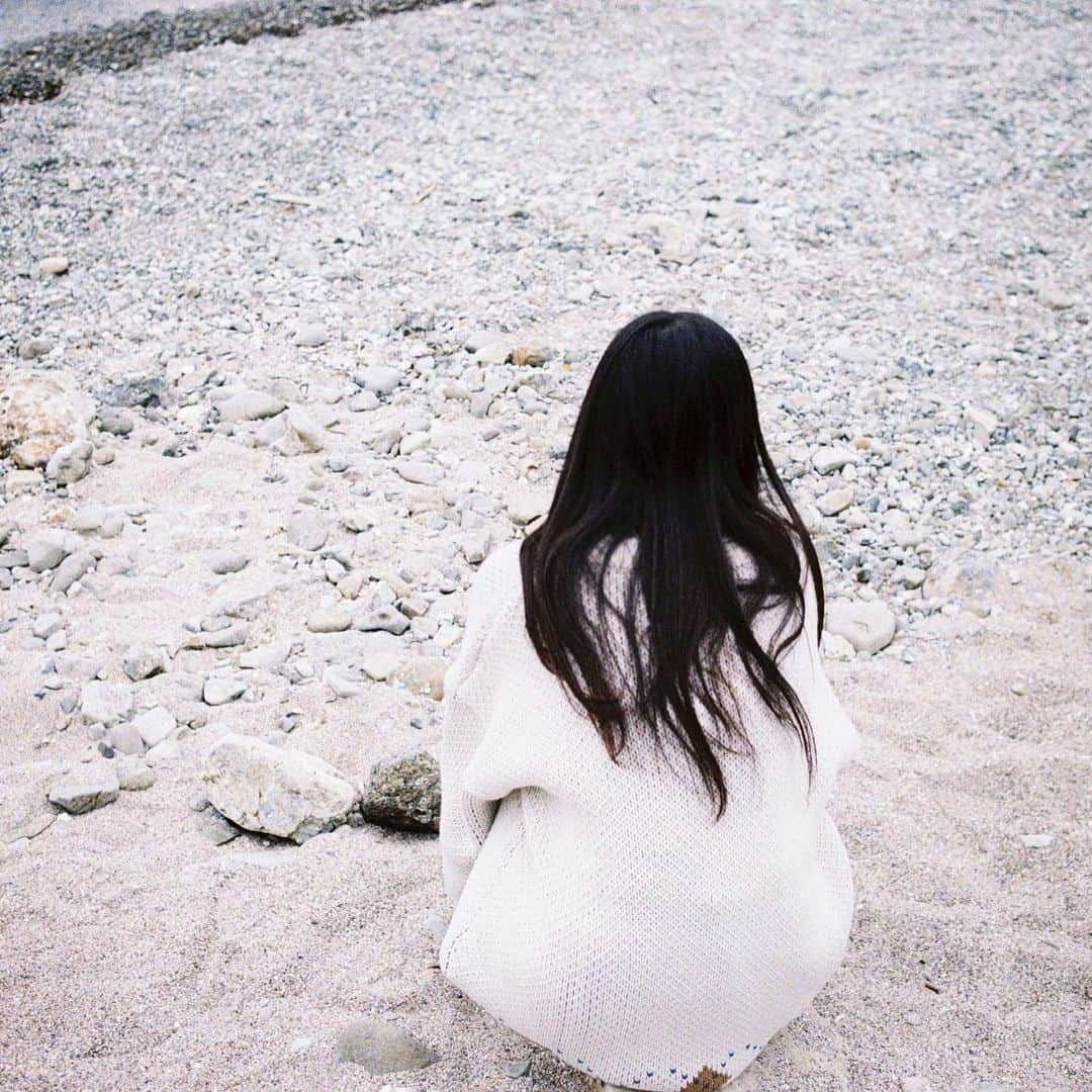 紺野彩夏さんのインスタグラム写真 - (紺野彩夏Instagram)「12/1発売のSeventeen1月号にて、卒業することになりました！ Seventeenモデルとしての最後のページ、ぜひいろんな人に見届けてもらいたいです☺︎ 素敵に撮っていただいたので、楽しみにしててね🙆‍♀️」11月23日 17時00分 - ayaka_konno_official