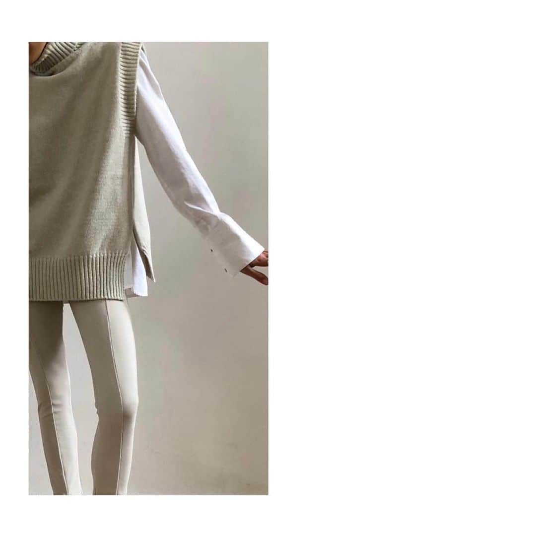 のインスタグラム：「Buona settimana amiche Caldo & chic ... #coraggio #attenzione」