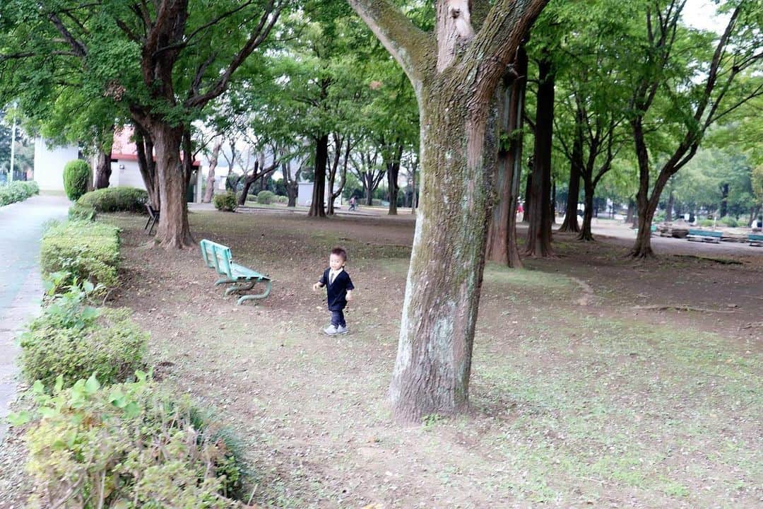 Momoeのインスタグラム：「#happy #家事 #育児 #family #家族 #boy #smile #男の子 #息子 #code #love #lucky #kids #子供 #thankyou #宝物 #ベビー #fashion #follow #心 #縁 #パパ #ママ #家族写真 #男の子ママ #赤ちゃん」