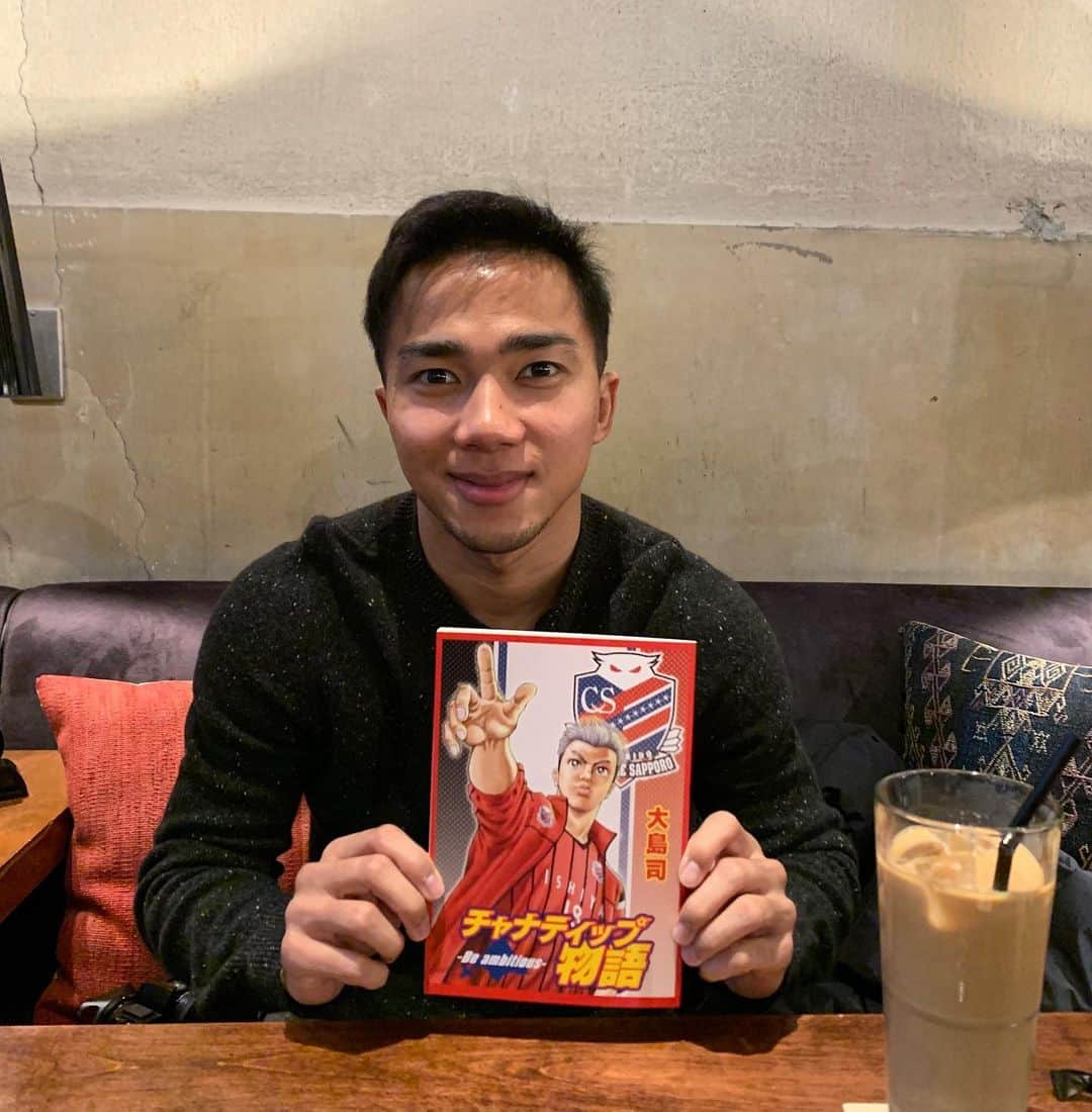 チャナティプ・ソングラシンのインスタグラム：「自分の物語が漫画になってるのはタイ人としては光栄です。大島先生・この作品に関わるの皆さんに感謝するしかありません。 หวังว่าจะเป็นแรงบันดาลใจให้กับเด็กๆนะครับ 🙏🏽😊❤️」