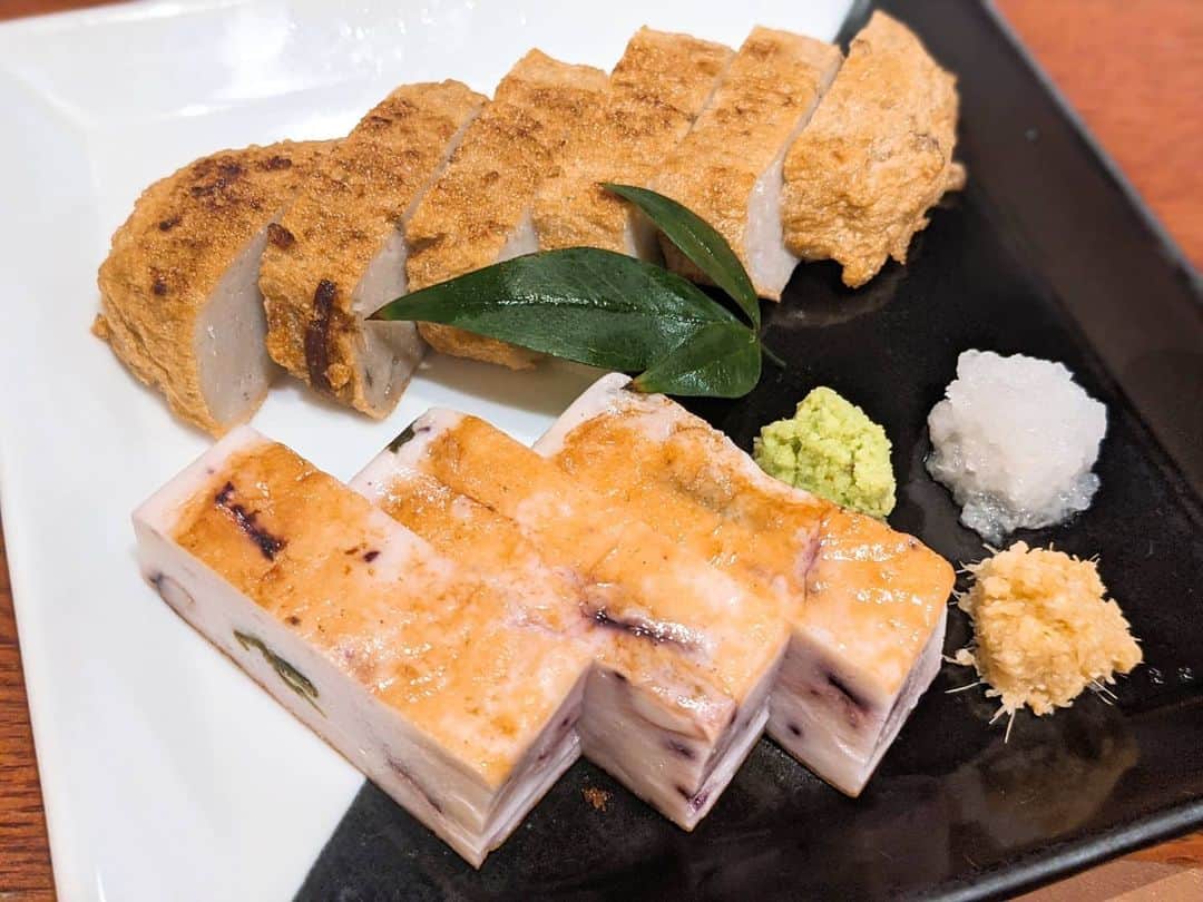 芳美リンさんのインスタグラム写真 - (芳美リンInstagram)「久しぶりの、ジェットスター撮影で、 先日愛媛に行ってしました✈  #ジェッ太くん　越しの#リンジャンプ  道後温泉は4〜5年ぶり。 かなりリニューアルしていて色々と変わっていましたが、道後ビールの美味しさは変わらず。🍺  色々美味しいものも食べて、大満喫❤ 素敵な場所色々訪れたのでアップしていきます♫  @jetstar_japan #ジェットスター #ジェットスターアンバサダー #ジェットスターで愛媛旅 #PR #道後麦酒館#道後温泉別館#道後温泉 #道後ビール」11月23日 18時07分 - lynn.lynn5