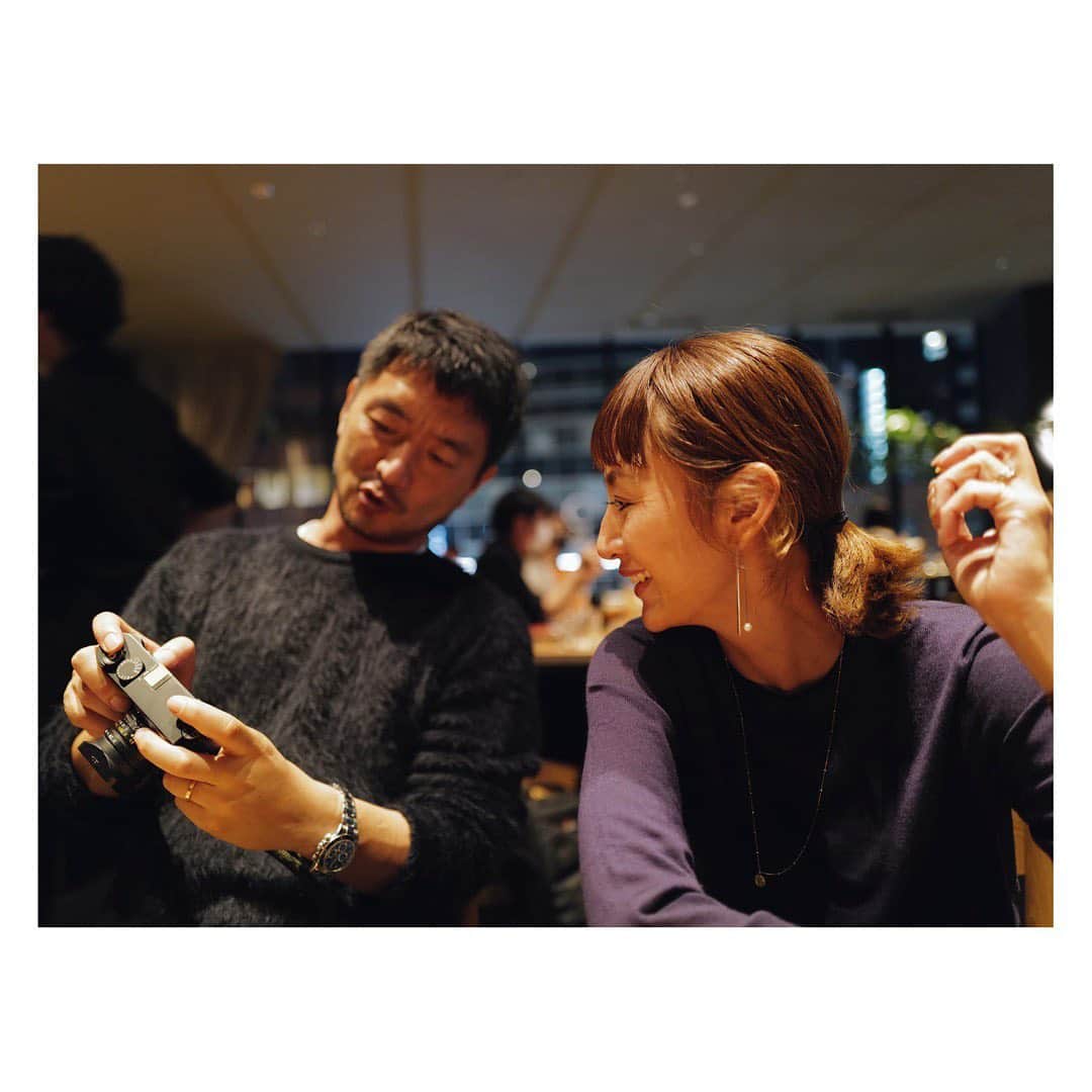 土井地恵理子さんのインスタグラム写真 - (土井地恵理子Instagram)「昨日はいい夫婦の日でしたね。  'うちらいい夫婦だよね！？' ってゴリ押ししてみたら 半端ない苦笑いで返されましたw  そんな15年目です。  #いい夫婦の日」11月23日 19時12分 - ericodoiji