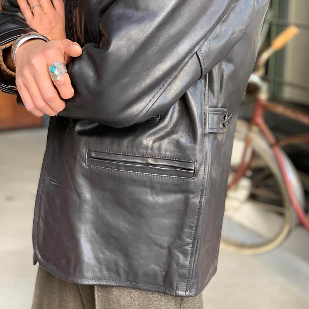 BEAMS+さんのインスタグラム写真 - (BEAMS+Instagram)「. BEAMS PLUS STYLE  #beams #beamsplus #beamsplusharajuku #harajuku #tokyo #leathercoat #carcoat #horsehide #mensfashion #mensstyle #menswear #keepfashionalive」11月23日 19時22分 - beams_plus_harajuku