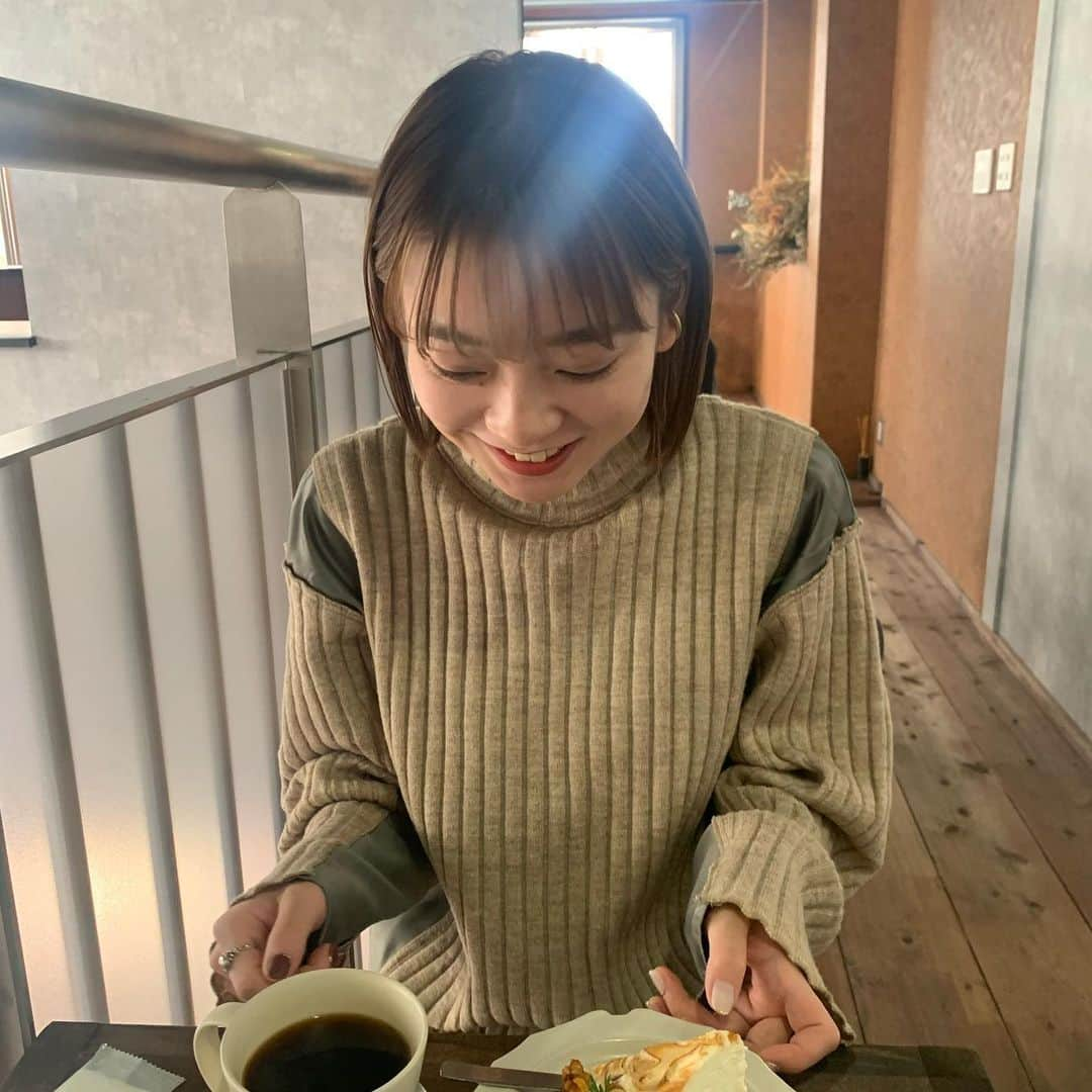 日浦ももさんのインスタグラム写真 - (日浦ももInstagram)「広島に帰ったら必ず行くカフェ☕️🍰 . . 次はモンブラン食べたいな〜🌰 . . #広島カフェ#カフェ巡り#モーニング#カフェモーニング#サロモ#サロモ募集#インナーカラー#ブリーチカラー#撮影依頼#撮影#被写体」11月23日 19時25分 - uka_momose