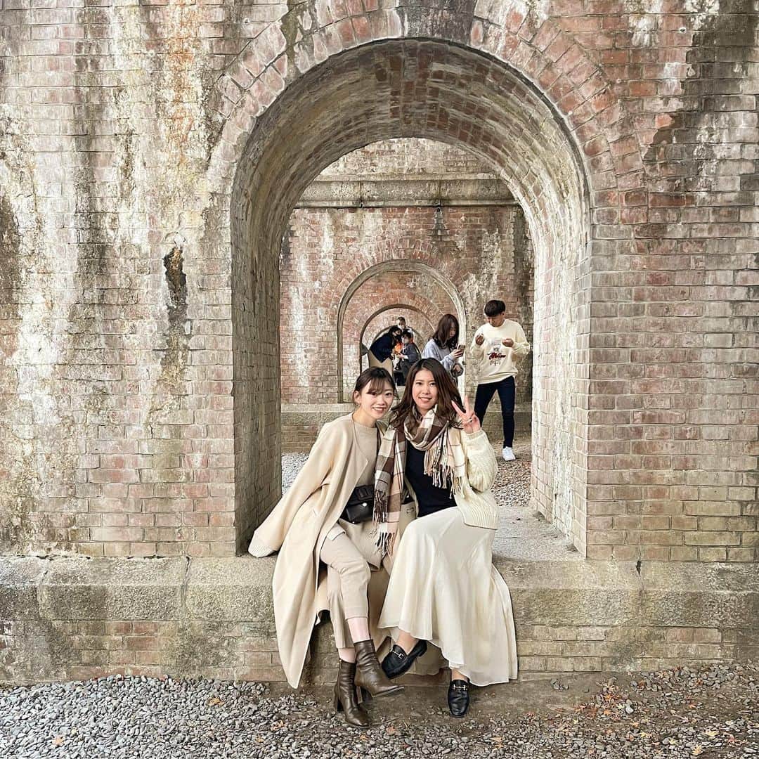 ukapiのインスタグラム：「⠀ ⠀ 今年は南禅寺へ紅葉に🍁 ⠀ ⠀ #南禅寺#水路閣#紅葉みにいこうよう」