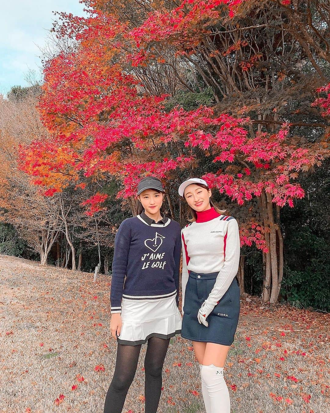 西野沙瑛さんのインスタグラム写真 - (西野沙瑛Instagram)「この時期は赤のウェアが映える☺️🍁 Knit @junandrope   #ゴルフ女子 #ゴルフ男子 #ゴルフコーデ #スポーツ女子  #ゴルフウェア #スポーツ #golf #골프 #골프스타그램 #골프장 #라운드 #골프스윙 #골프사랑 #골프레슨 #아이언샷 #스크린골프  #トレーニング #トレーニング女子 #筋トレ #筋トレ女子 #golfstagram #golfswing #girlsgolf」11月23日 19時45分 - sae_golf