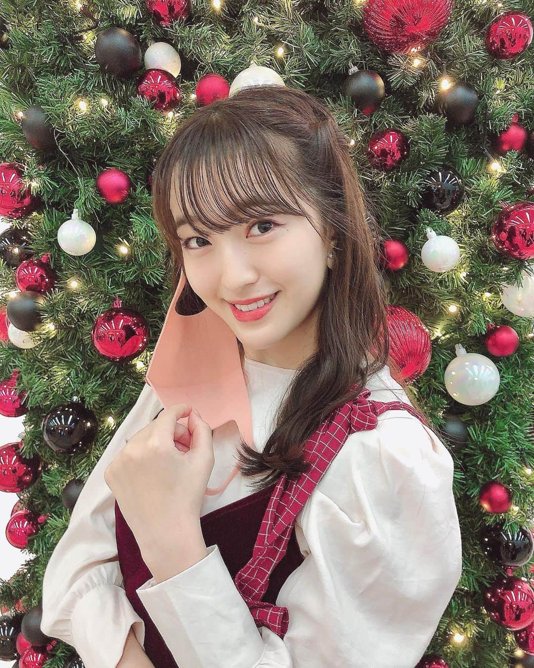 田島芽瑠さんのインスタグラム写真 - (田島芽瑠Instagram)「クリスマスの飾りつけって可愛いよね🎄✨」11月23日 19時47分 - meru_chan_official