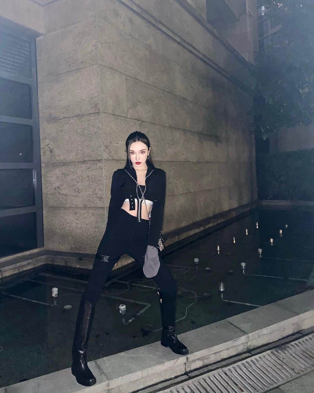 Keii Sonさんのインスタグラム写真 - (Keii SonInstagram)「I’ve got a fever so can you check🧏🏽‍♀️」11月23日 20時19分 - sonkeii