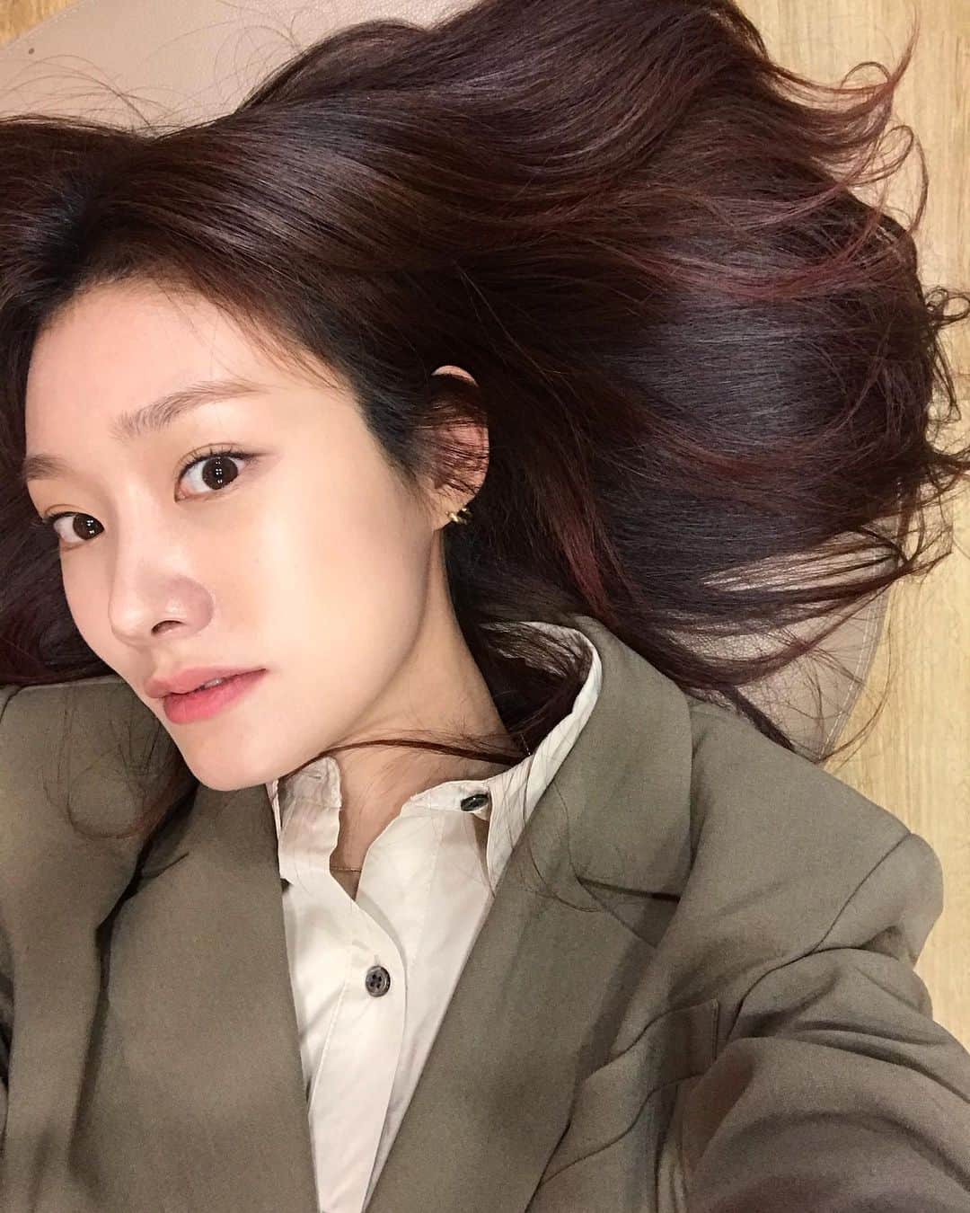 チャ・ミンジのインスタグラム：「너무 춥잖아!!ㅋㅋㅋ  #부릅👀」
