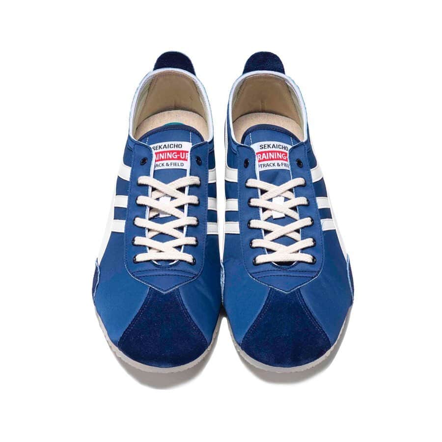 Pantherさんのインスタグラム写真 - (PantherInstagram)「. PANTHER DERA col. WHITE / ENJI / NAVY / COBALT BLUE ''MADE IN JAPAN'' . ====================== モデル名：パンサーデラ . col : ホワイト、エンジ、ネイビー、コバルトブルー レギュラーカラー ナイロンとスエードのコンビ . ユニセックスサイズ展開 . オーソライト社インソール使用 日本製 ====================== . . . #pantherdera #パンサースニーカー #パンサー #panther_jp」11月24日 7時49分 - panther.jp