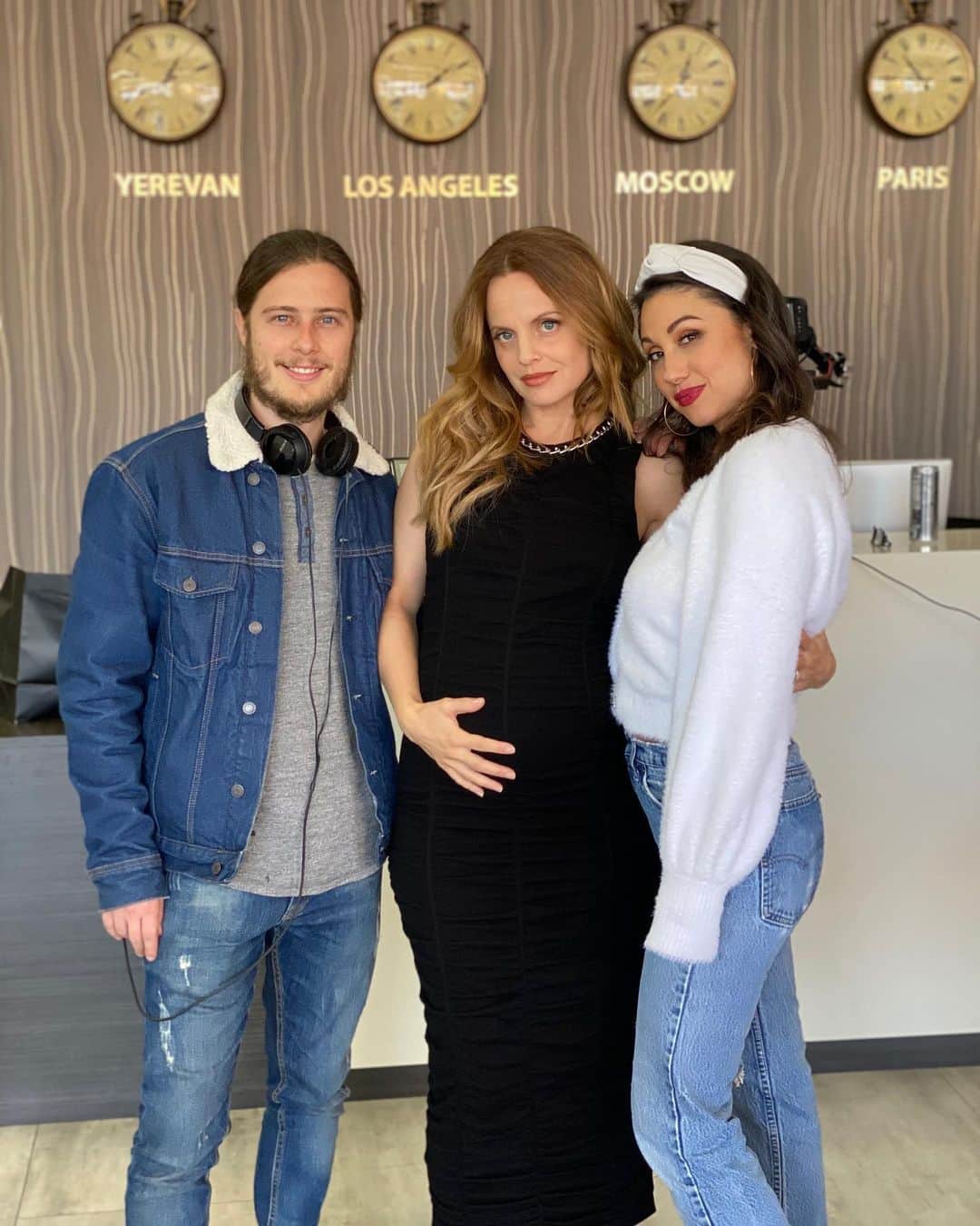 ミーナ・スヴァーリのインスタグラム：「I’m so honored to have partnered with @hsiglobal @dustintoddfilms and #FurFreeAlliance for a new PSA coming soon.  Did you know that 100 million animals a year are killed for fur and 100 animals, or more, can be killed for a single coat? We must put an end to the barbaric practice of using #fur within the #fashionindustry!  It’s time to rise up and appreciate life, respecting each beings right to live a peaceful existence without being brutally disrespected for our own human profit!  🙌🏼✨#EndFurFarming #CrueltyFree #FurFreeFashion」