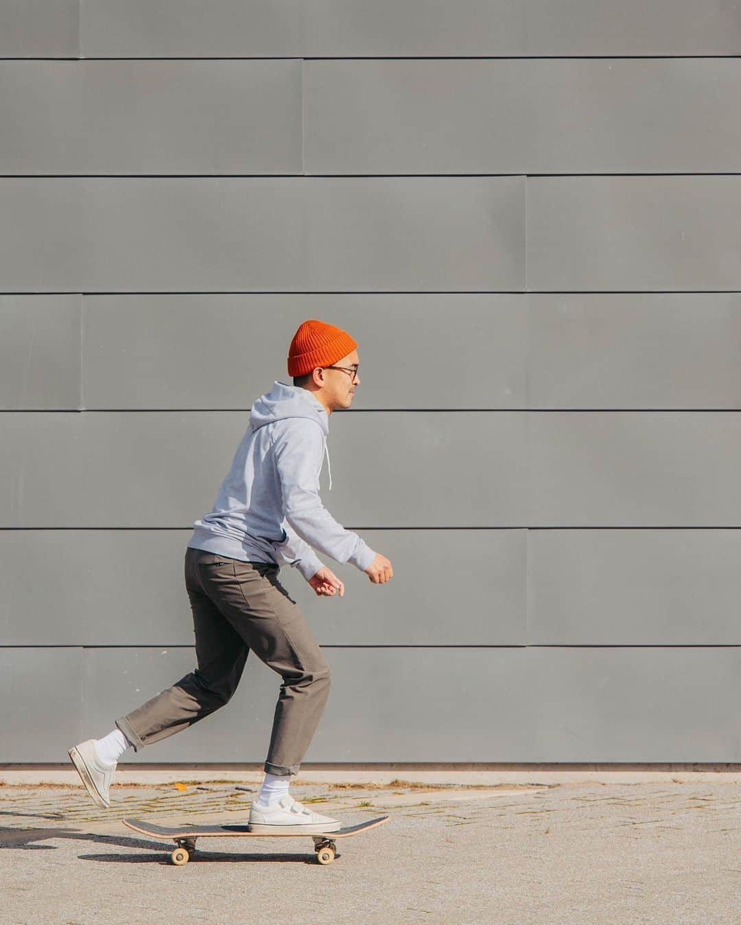 lululemonさんのインスタグラム写真 - (lululemonInstagram)「We can’t help you land an ollie—but we've got the comfort to keep you moving. Tap to shop all the gear for your On the Move endeavours. #thesweatlife」11月24日 9時01分 - lululemon