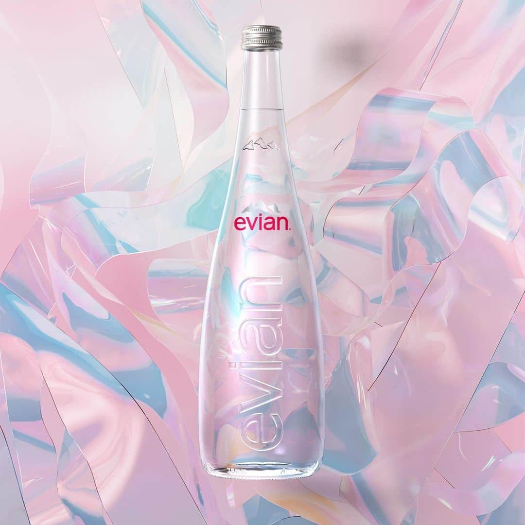 evianのインスタグラム：「We're excited to have @kana_terao back to our #ThirsttoCreate design series!   Once again, the London-based Japanese artist brings her vibrant and mesmerizing touch to the evian world. ✨  #evian #evianwater #stayhydrated」