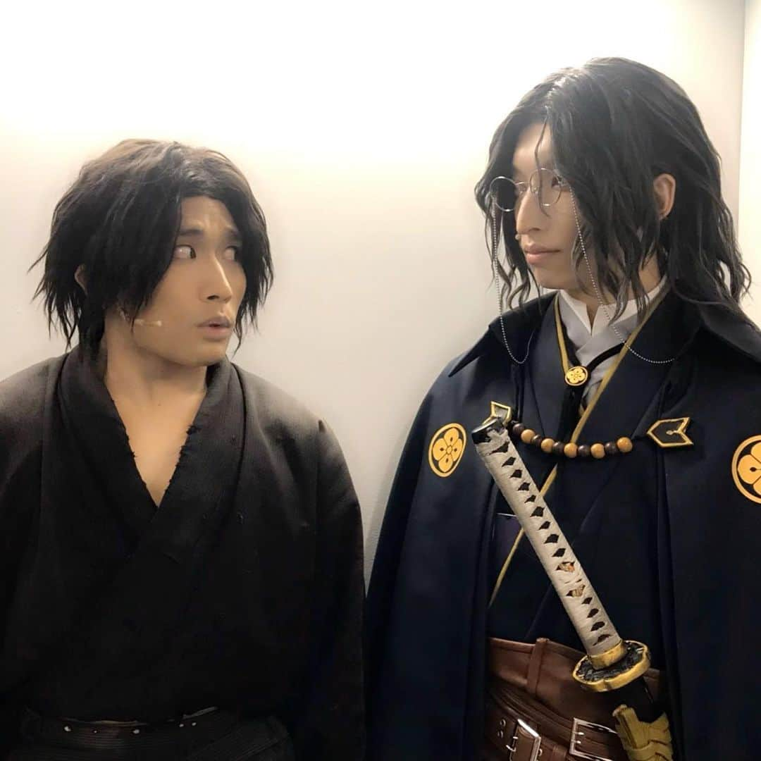 三好大貴のインスタグラム：「舞台『刀剣乱舞』維伝 朧の志士たち 1th anniversary ⑤ #刀剣乱舞 #刀ステ #維伝 #陸奥守吉行 #肥前忠広  #南海太郎朝尊 #和泉守兼定 #堀川国広  #小烏丸 #鶴丸国永」