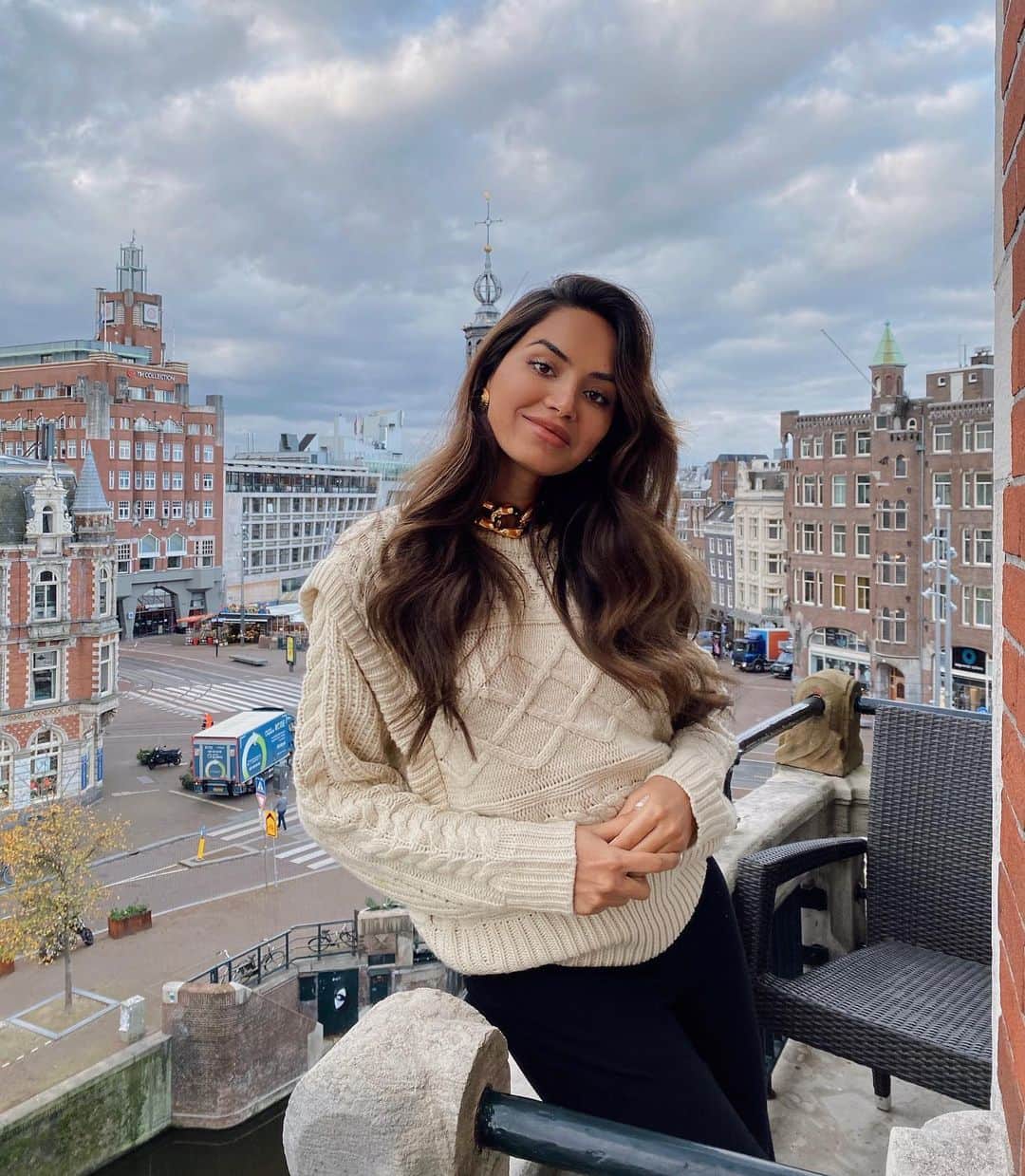 Diipa Büller-Khoslaさんのインスタグラム写真 - (Diipa Büller-KhoslaInstagram)「This city! 😍 Views from @deleuropeams Have you ever been to Amsterdam??」11月24日 0時00分 - diipakhosla