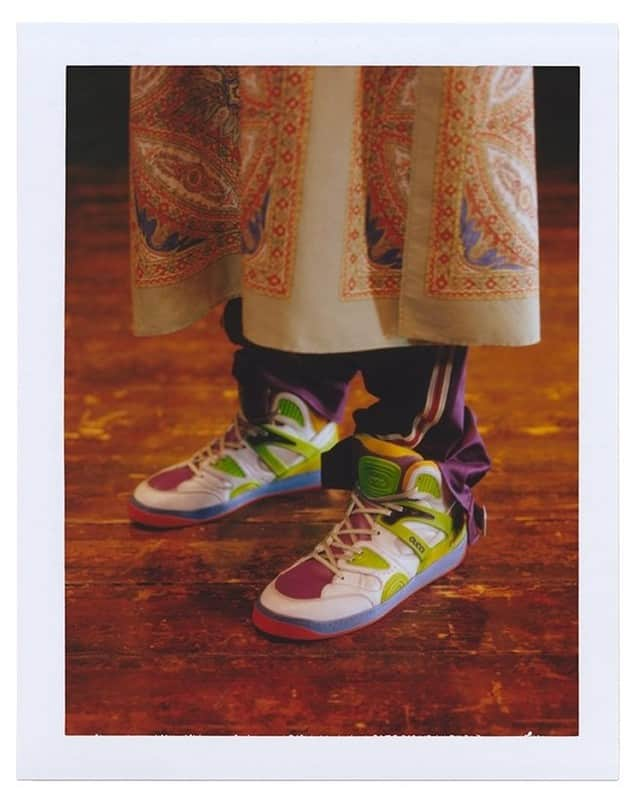 グッチさんのインスタグラム写真 - (グッチInstagram)「A new design by @alessandro_michele, the #GucciBasket high top sneaker features fluorescent details. Seen in the ‘Ouverture Of Something That Never Ended’ mini-series, a skateboard and basketball bearing the Interlocking G detail and the word ‘Gucci’ and a #GucciOffTheGrid backpack made from recycled materials (image 4). Discover more through link in bio. #GucciOuverture #GucciFest #AlessandroMichele」11月24日 0時20分 - gucci