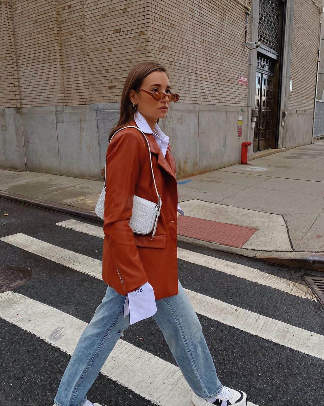 のインスタグラム：「OOTD • tap tap」