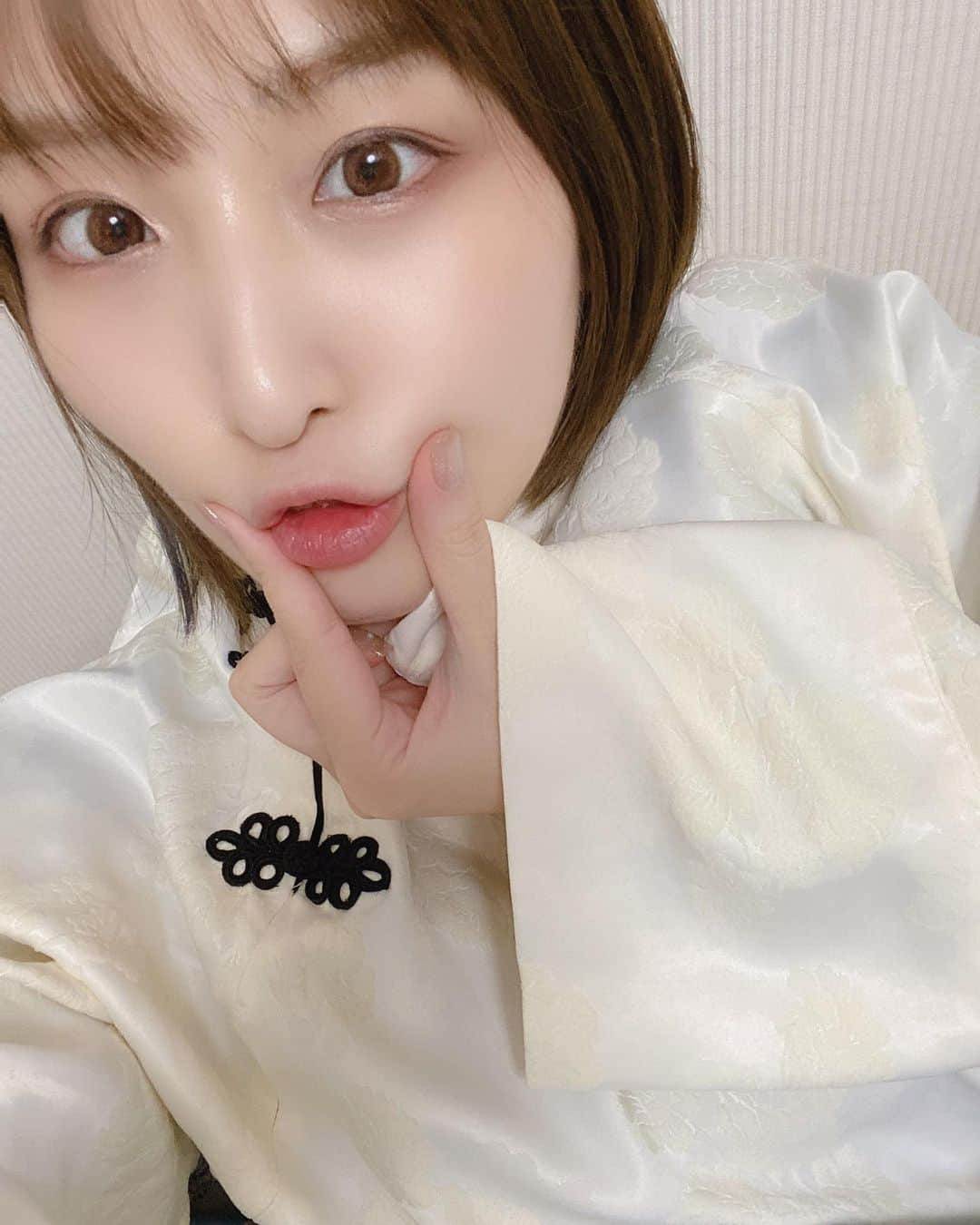 吉田実紀さんのインスタグラム写真 - (吉田実紀Instagram)「28歳になりました！🤟 これからも推して下さいな🥰 . . . . . #1124 #まいばーすでー #mybirthday」11月24日 1時23分 - yoshidamiki1124