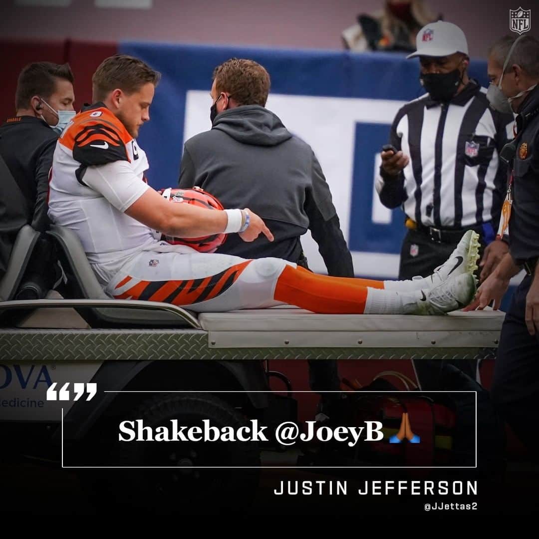NFLさんのインスタグラム写真 - (NFLInstagram)「@joeyb_9 already ready for the comeback. 🙏」11月24日 1時30分 - nfl